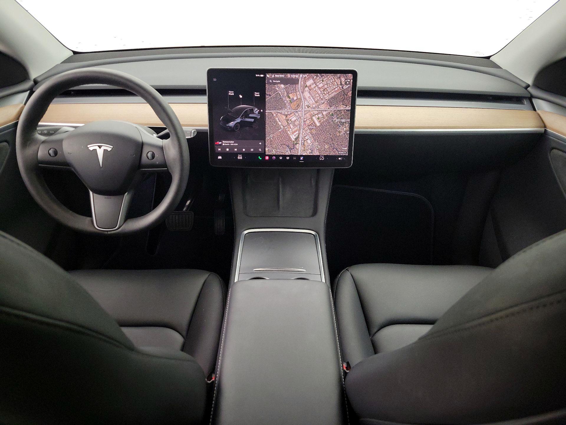 Thumbnail: 2024 Tesla Model Y - 9
