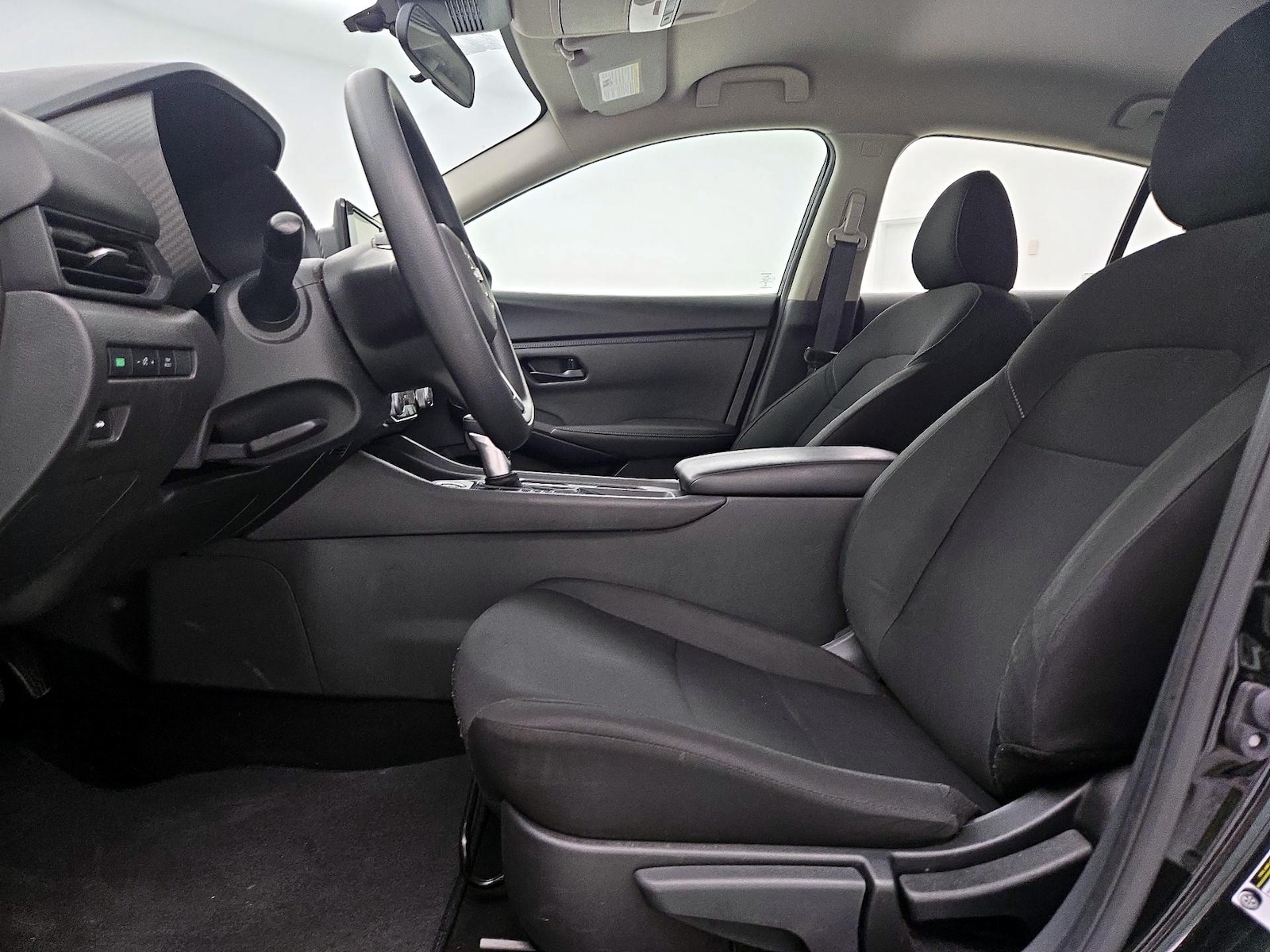 2025 Nissan Sentra S - Photo 12