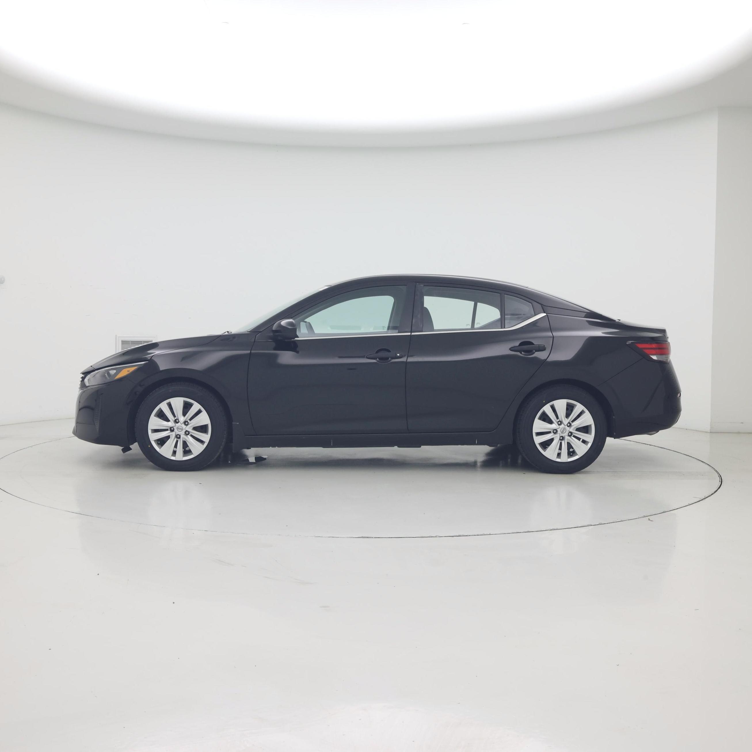 Thumbnail: 2025 Nissan Sentra - 3