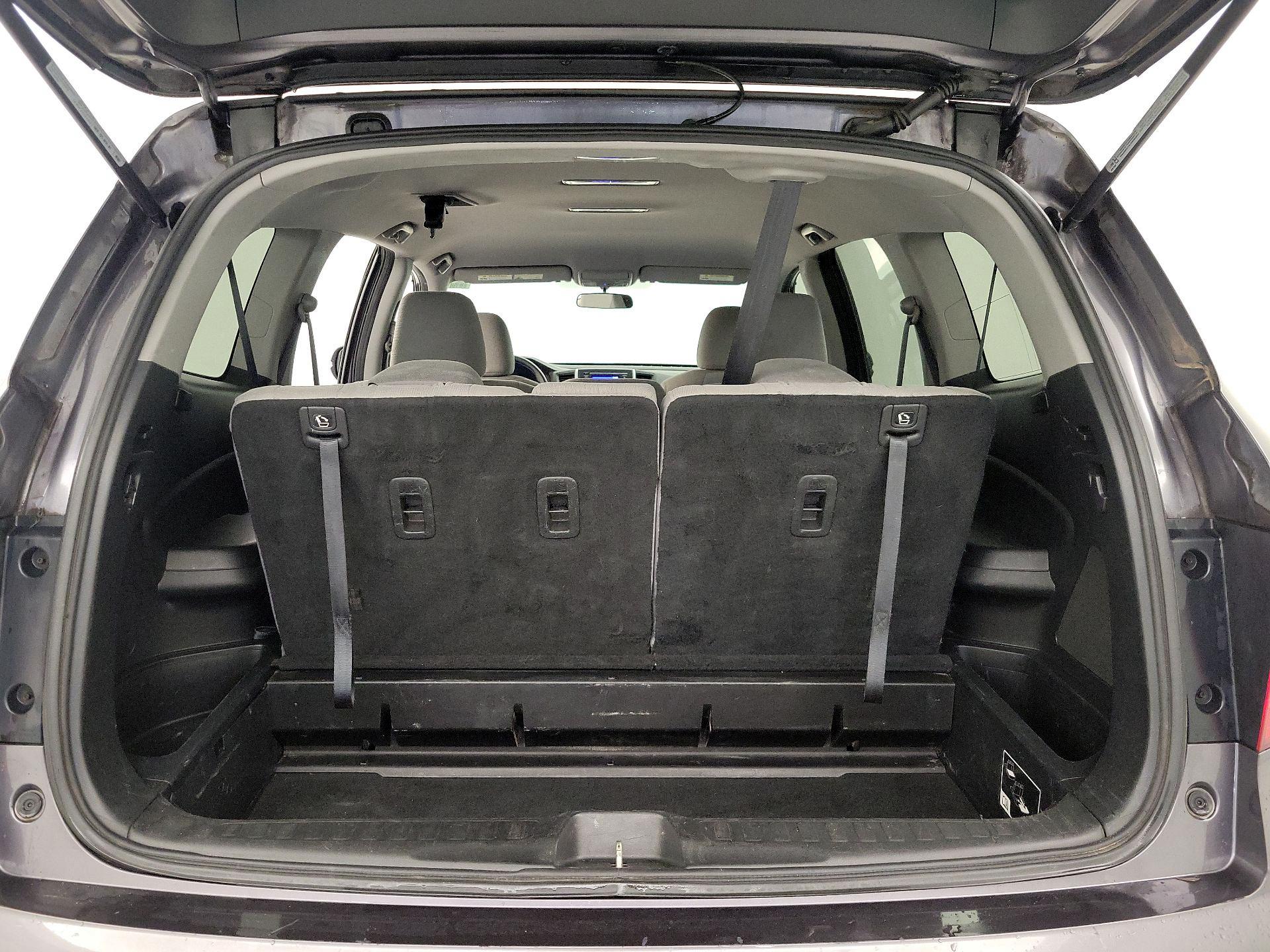 Thumbnail: 2017 Honda Pilot - 20