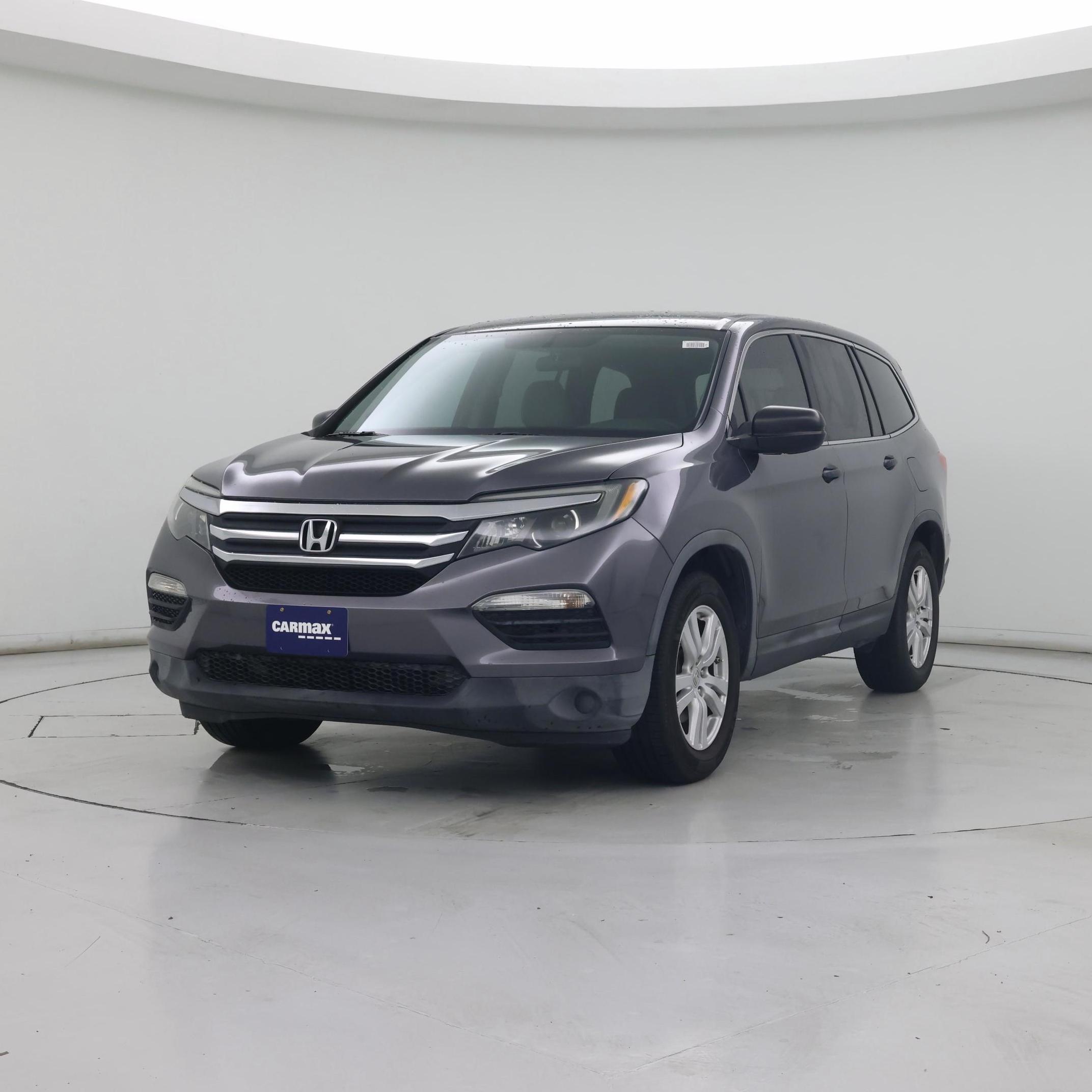 Thumbnail: 2017 Honda Pilot - 4