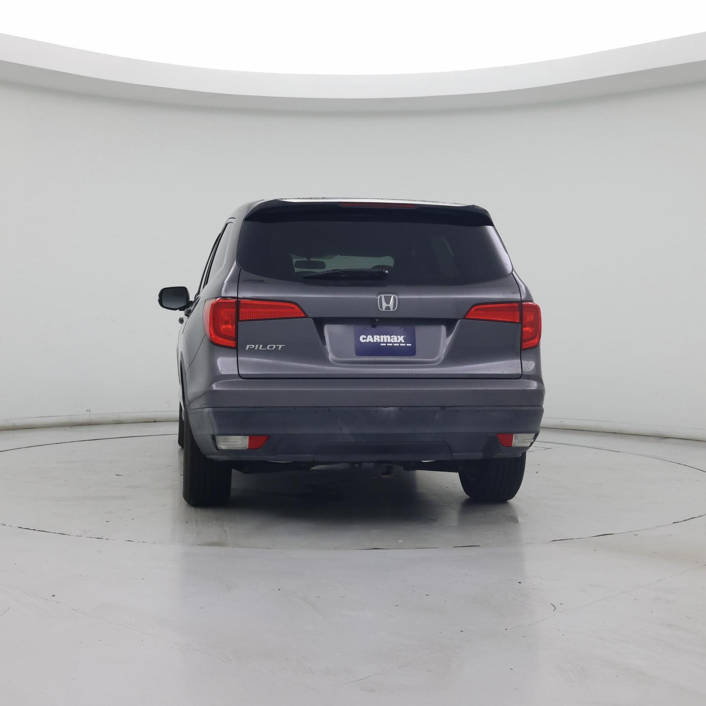 Thumbnail: 2017 Honda Pilot - 6