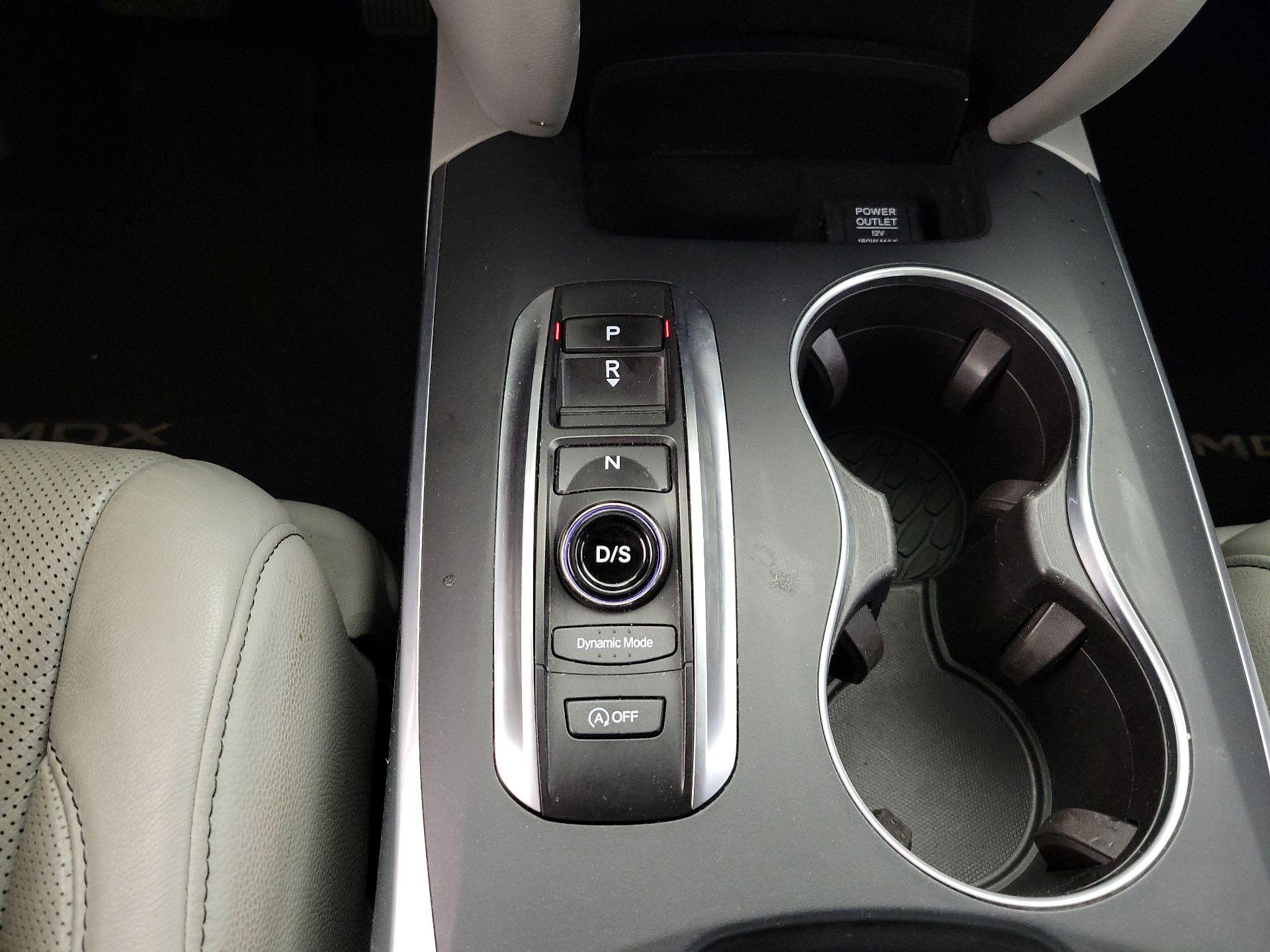 Thumbnail: 2020 Acura MDX - 17