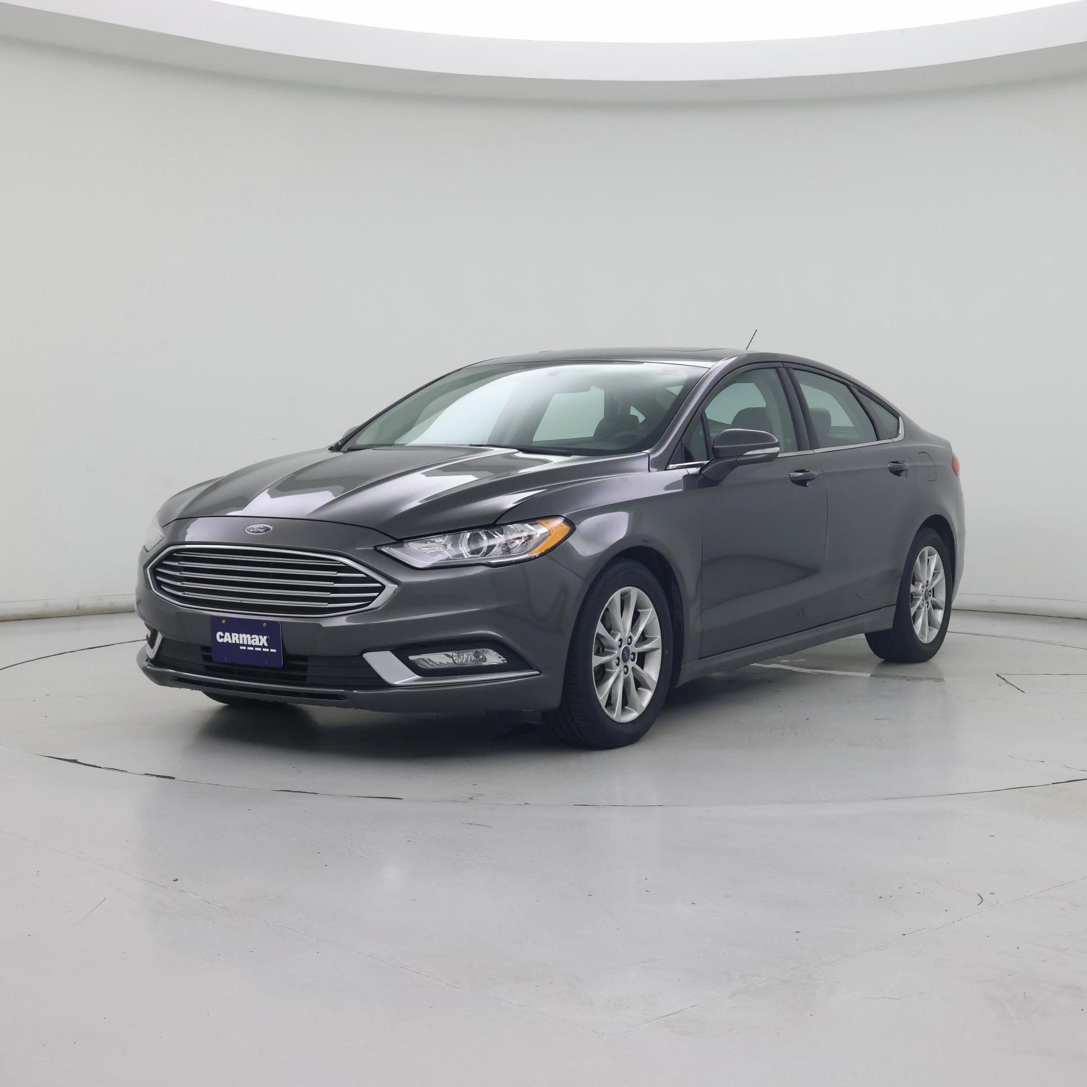 Thumbnail: 2017 Ford Fusion - 4