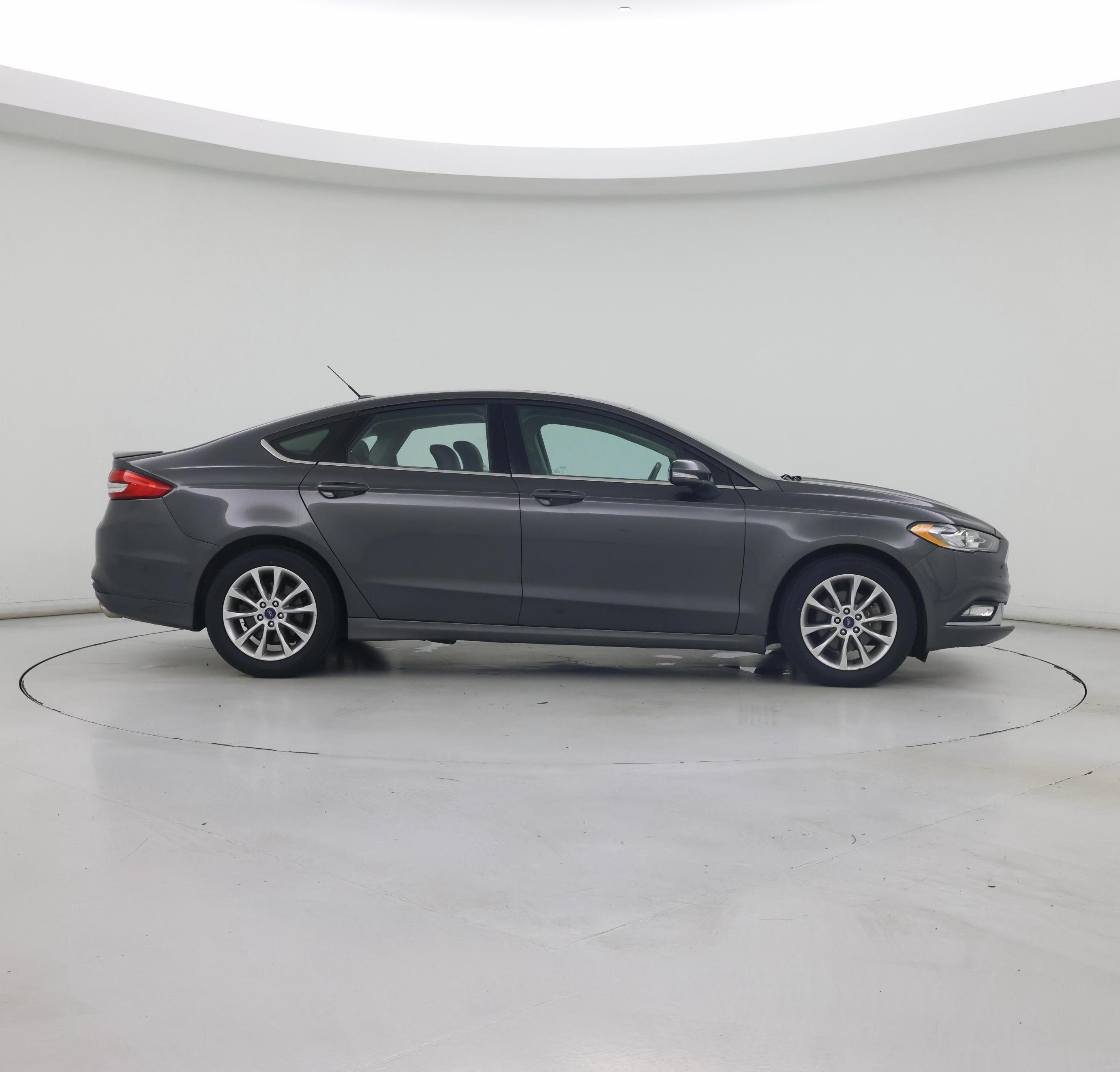 Thumbnail: 2017 Ford Fusion - 7