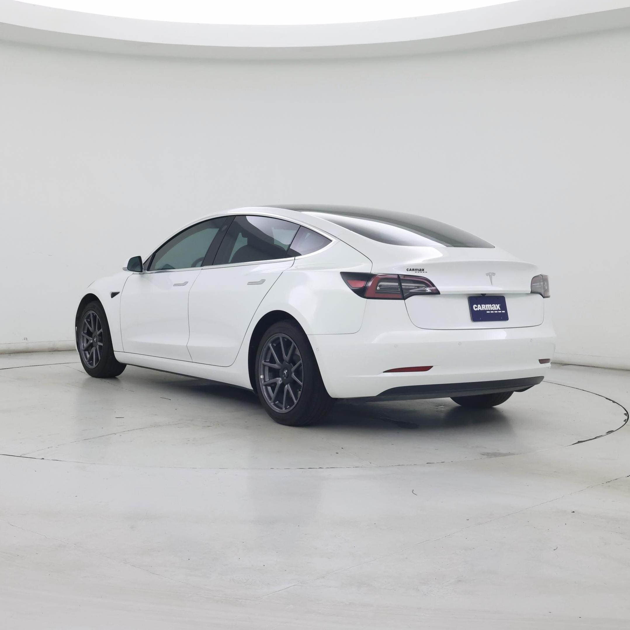 Thumbnail: 2020 Tesla Model 3 - 2