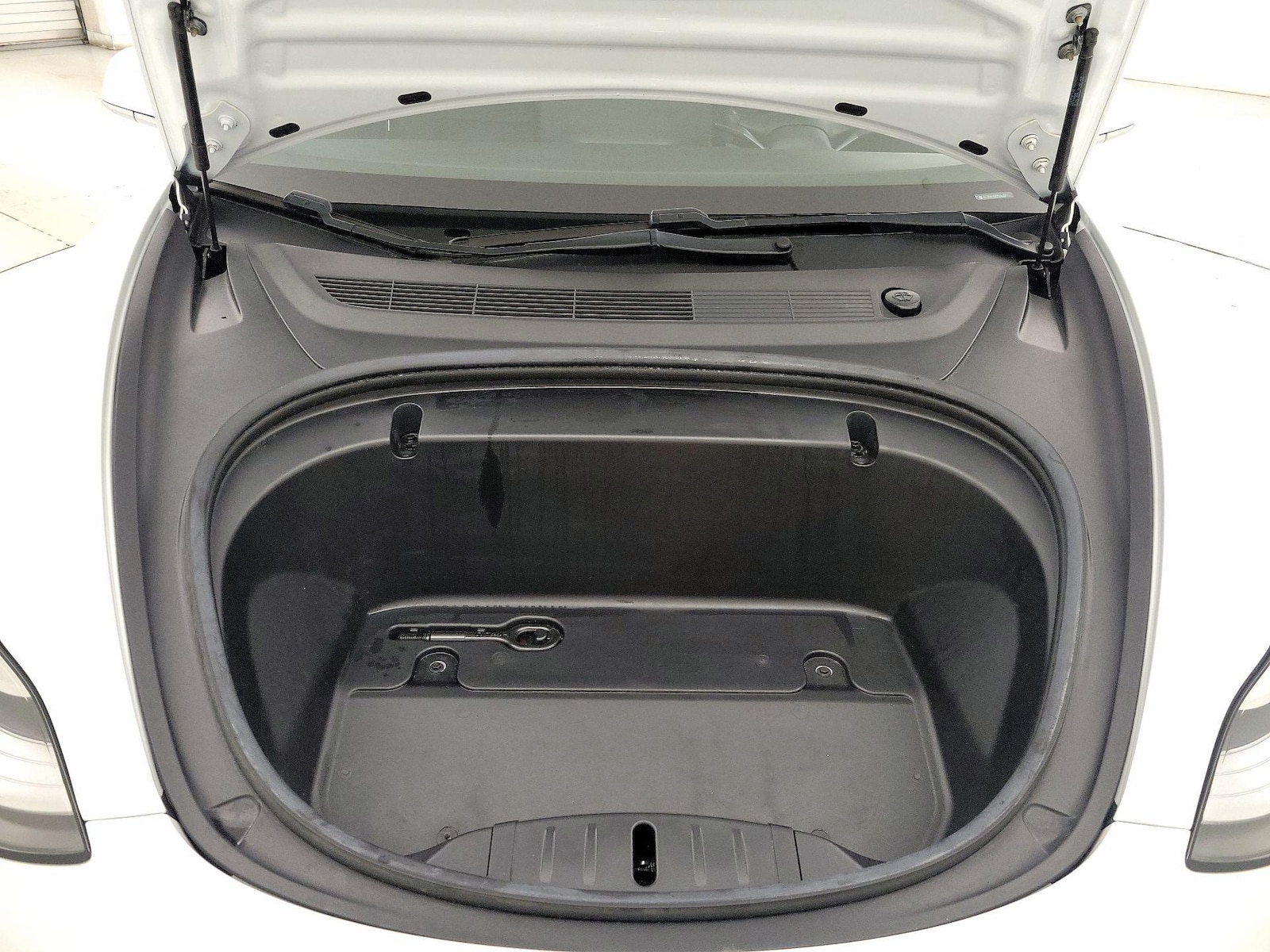 2020 Tesla Model 3 Base - Photo 20