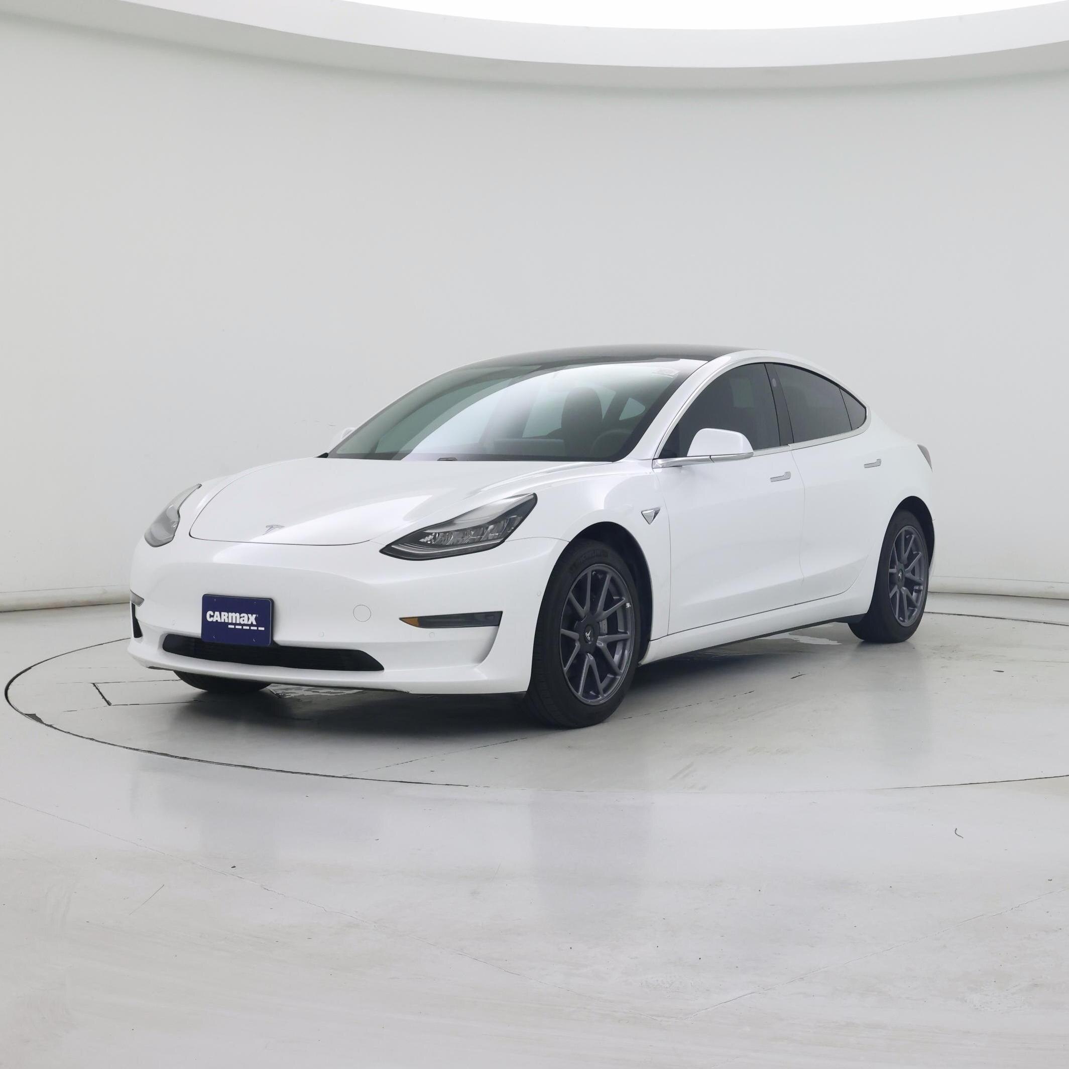 Thumbnail: 2020 Tesla Model 3 - 4
