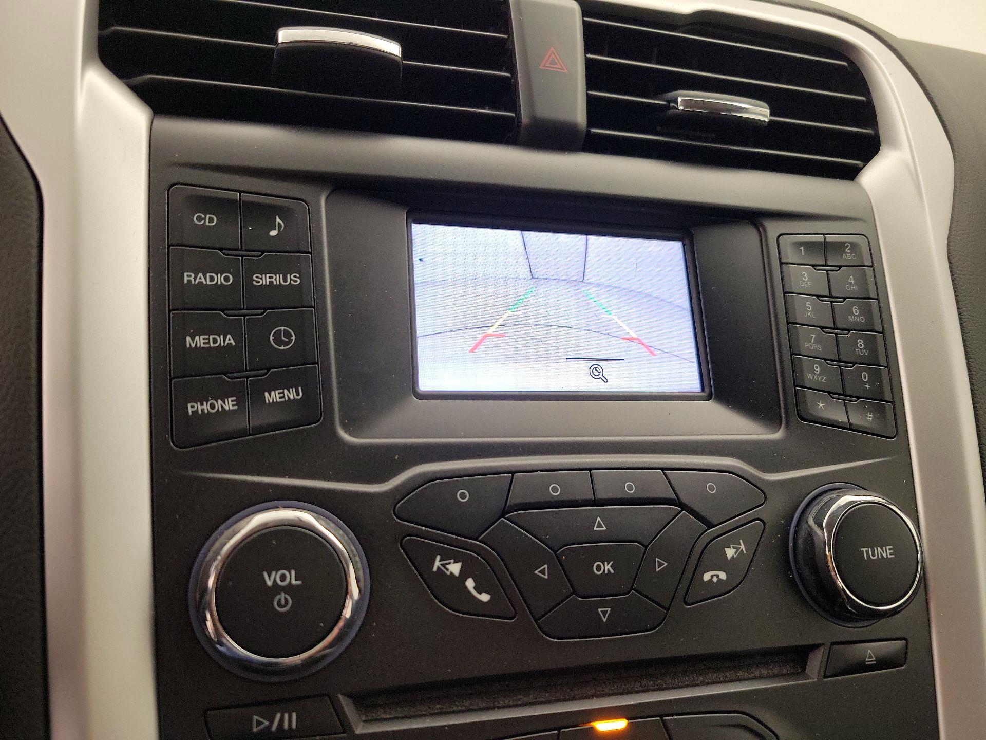 Thumbnail: 2015 Ford Fusion - 14