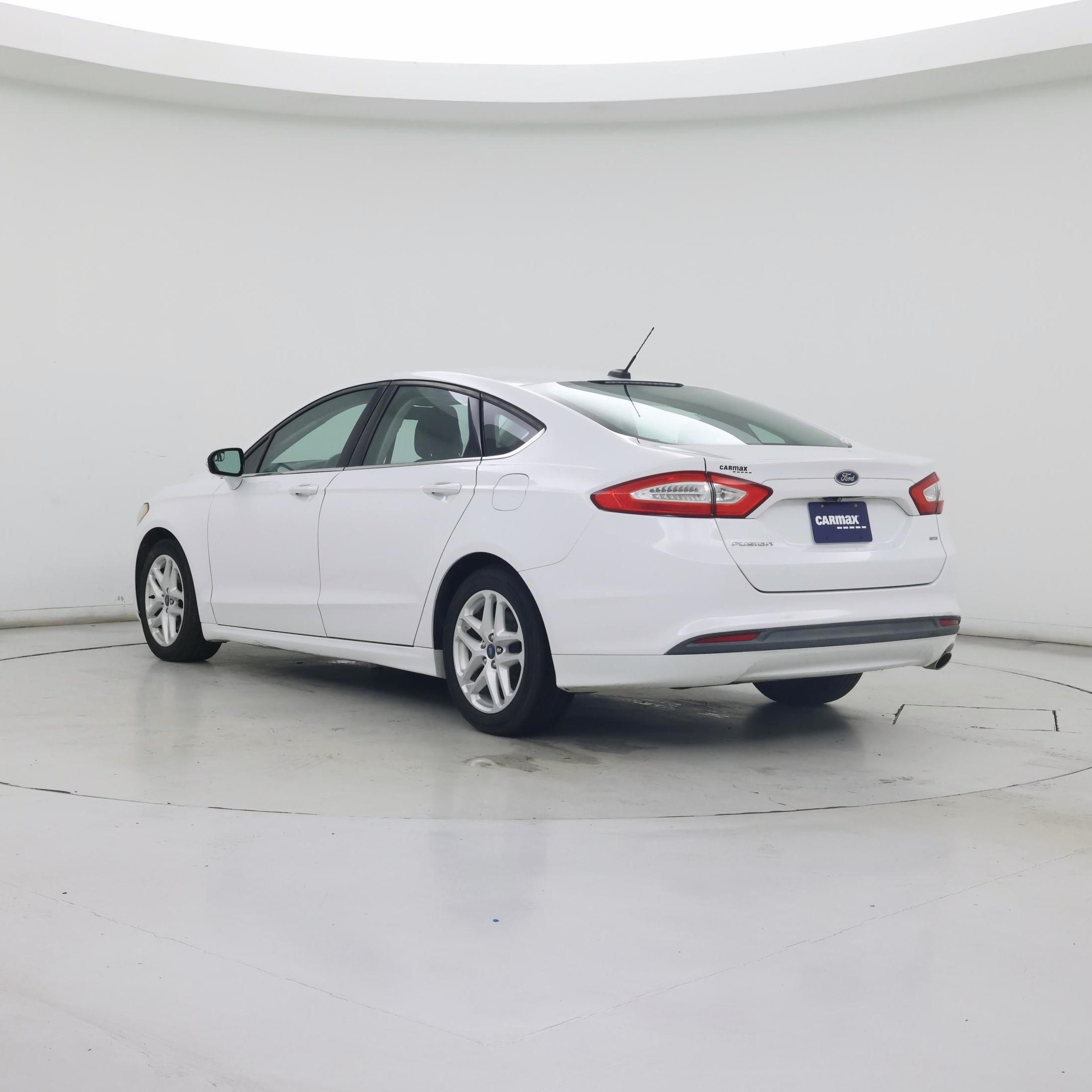 Thumbnail: 2015 Ford Fusion - 2