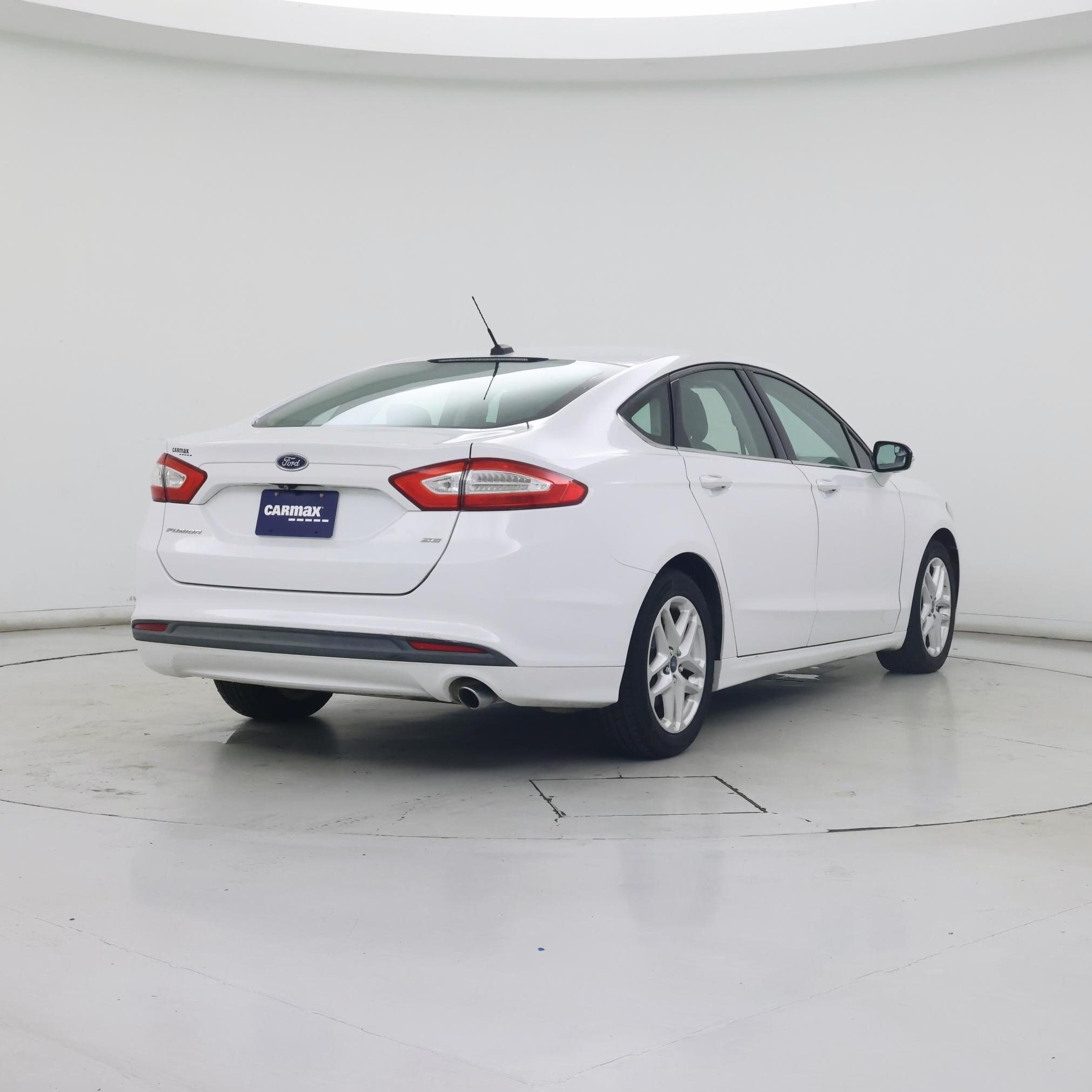 Thumbnail: 2015 Ford Fusion - 8