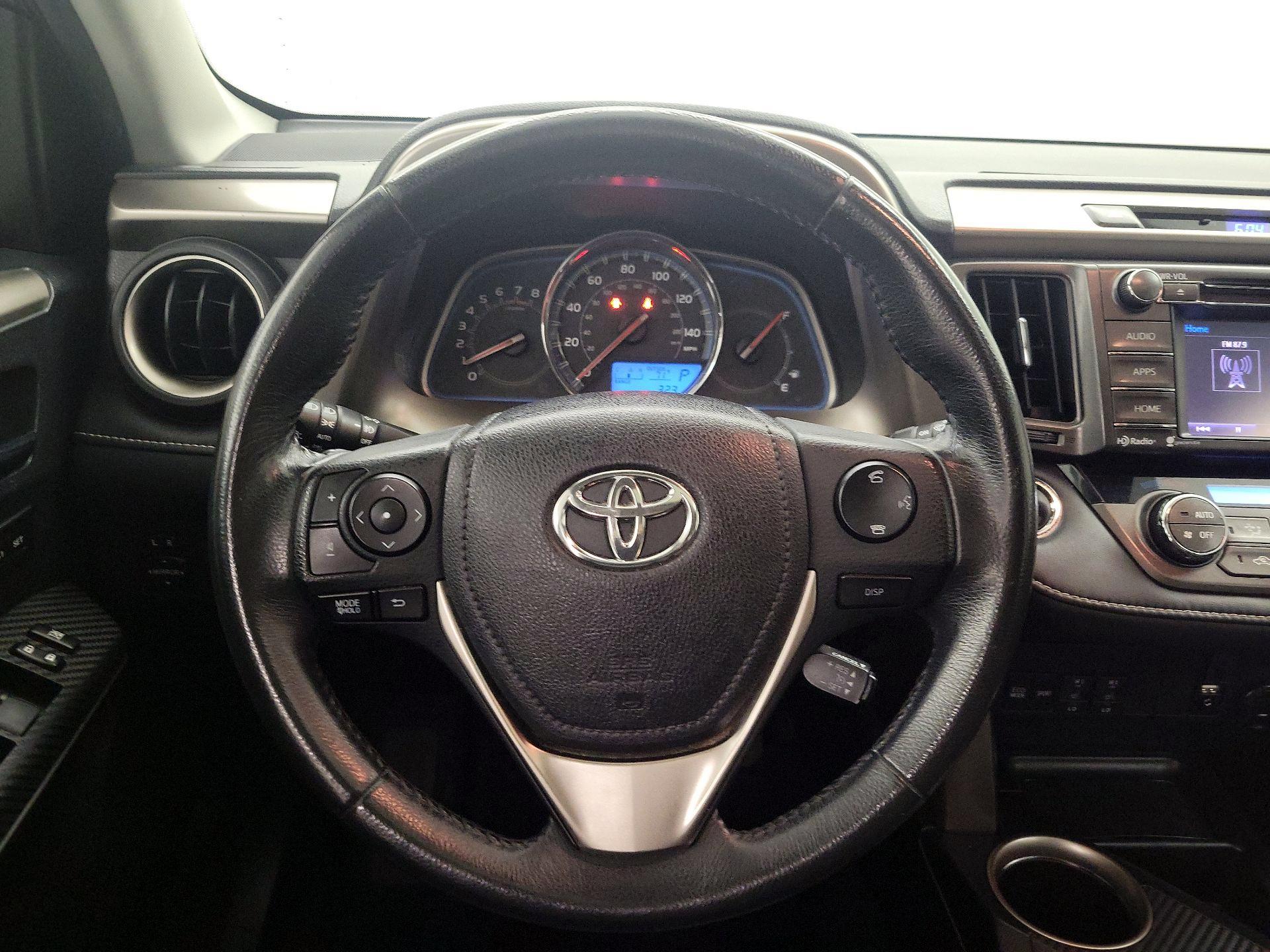 Thumbnail: 2014 Toyota RAV4 - 10