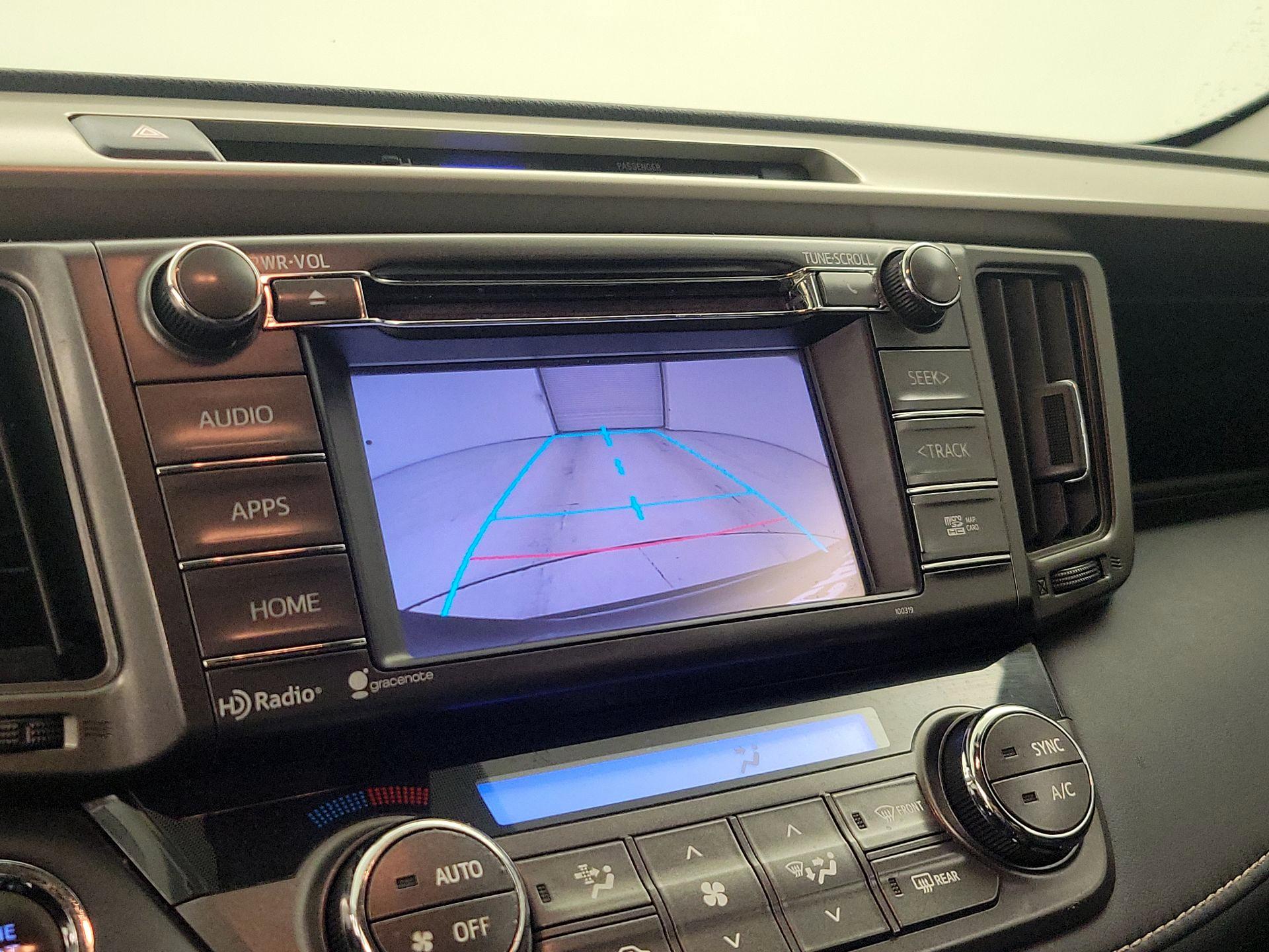 Thumbnail: 2014 Toyota RAV4 - 15