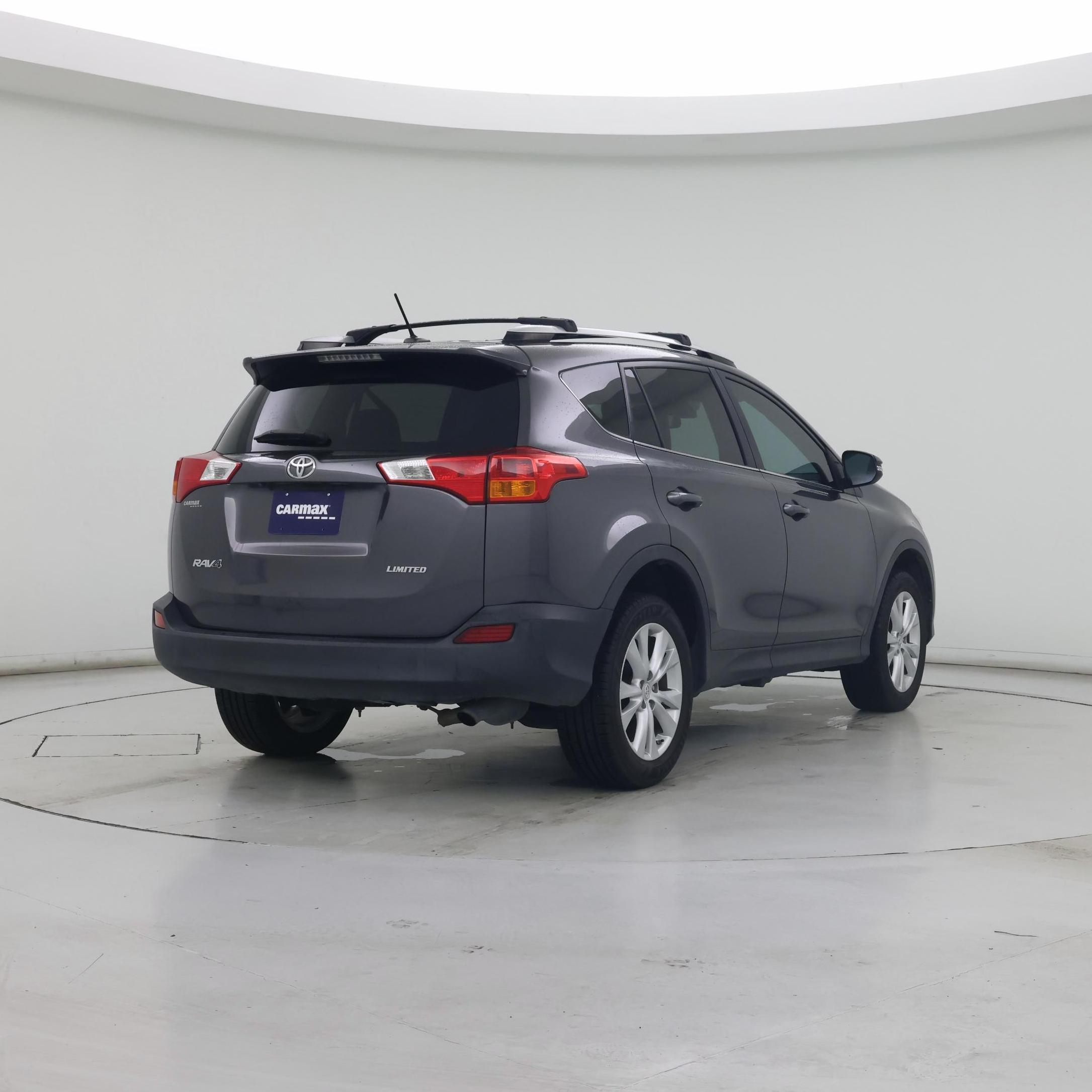 Thumbnail: 2014 Toyota RAV4 - 8
