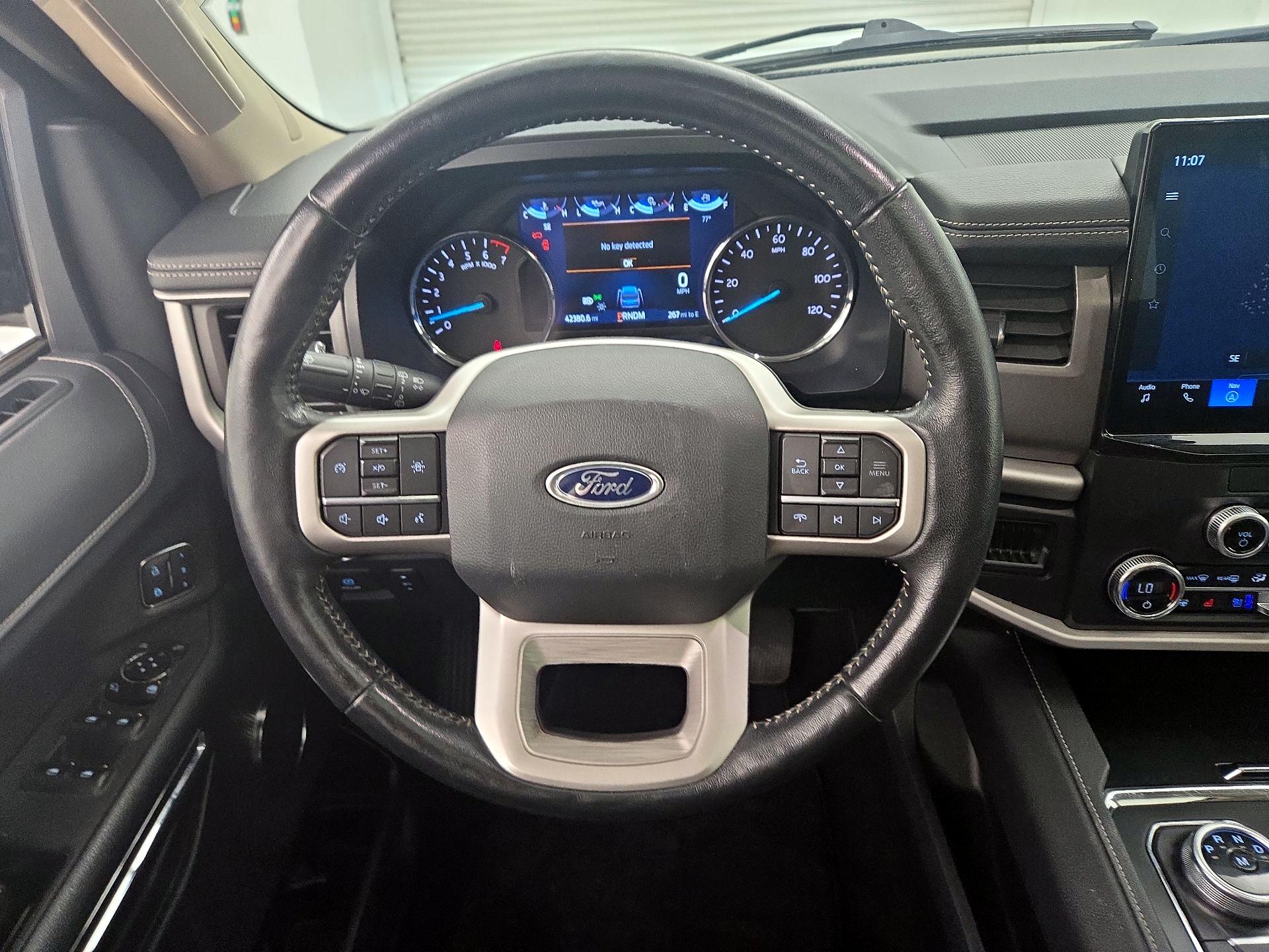 Thumbnail: 2022 Ford Expedition - 10