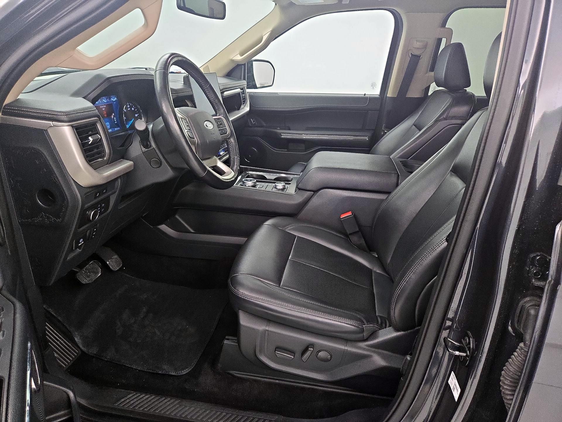 Thumbnail: 2022 Ford Expedition - 11