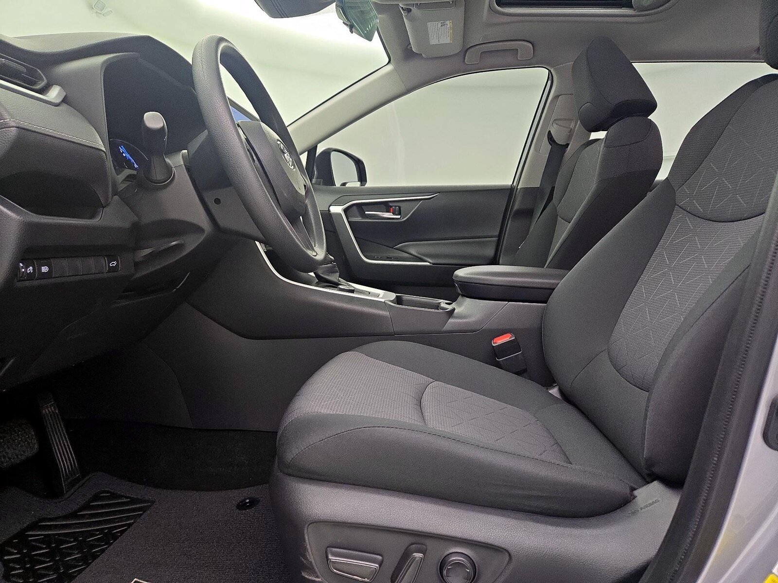 Power Seat(s) & Side Airbags