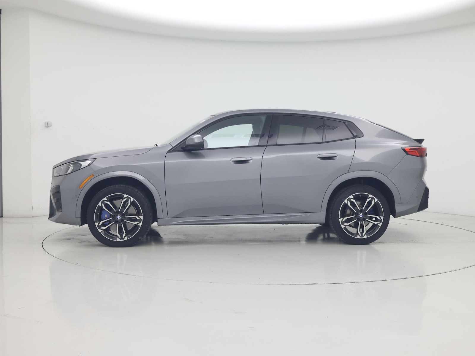 2025 BMW X2 28i - Photo 4