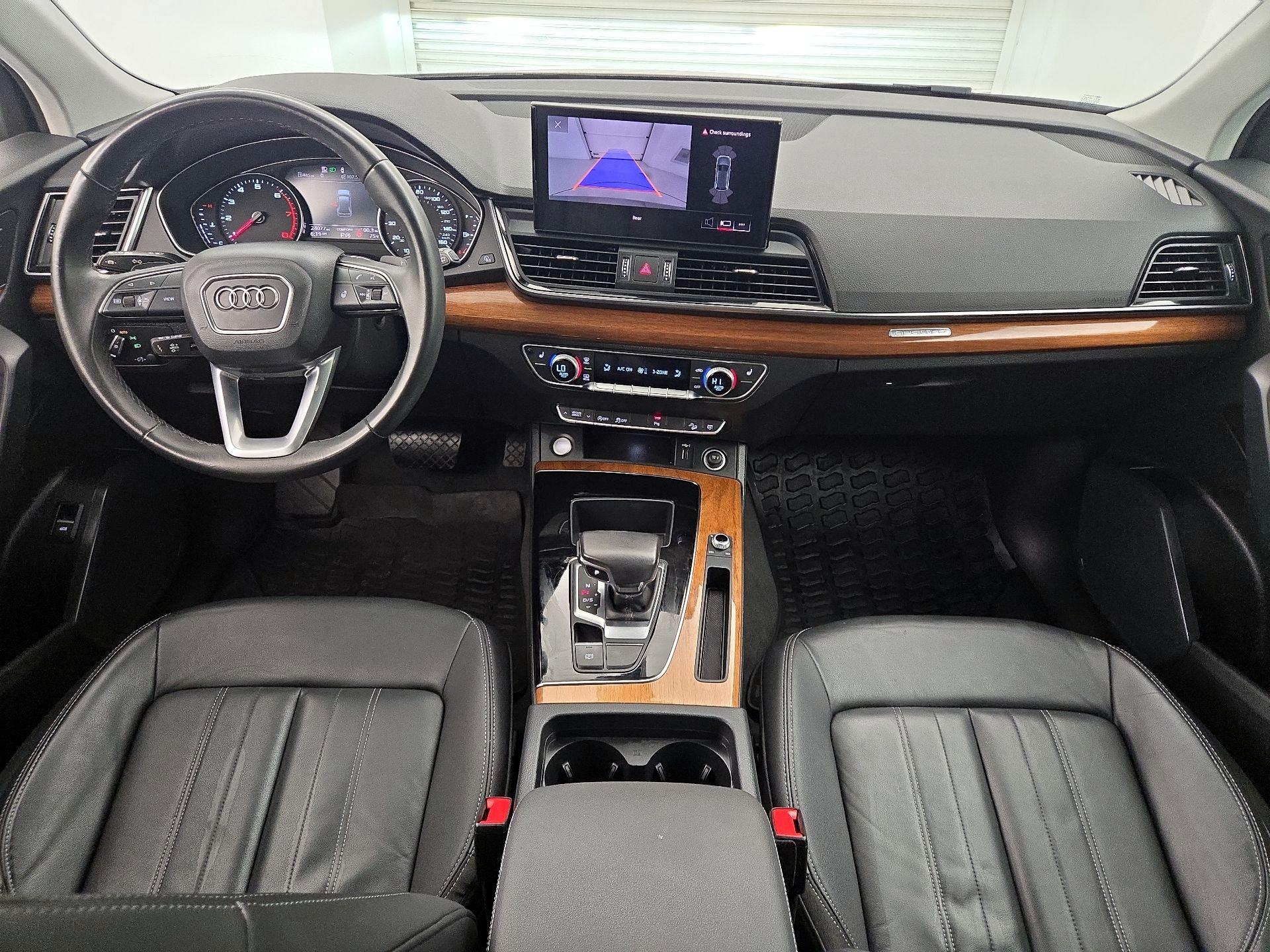 Thumbnail: 2023 Audi Q5 - 9