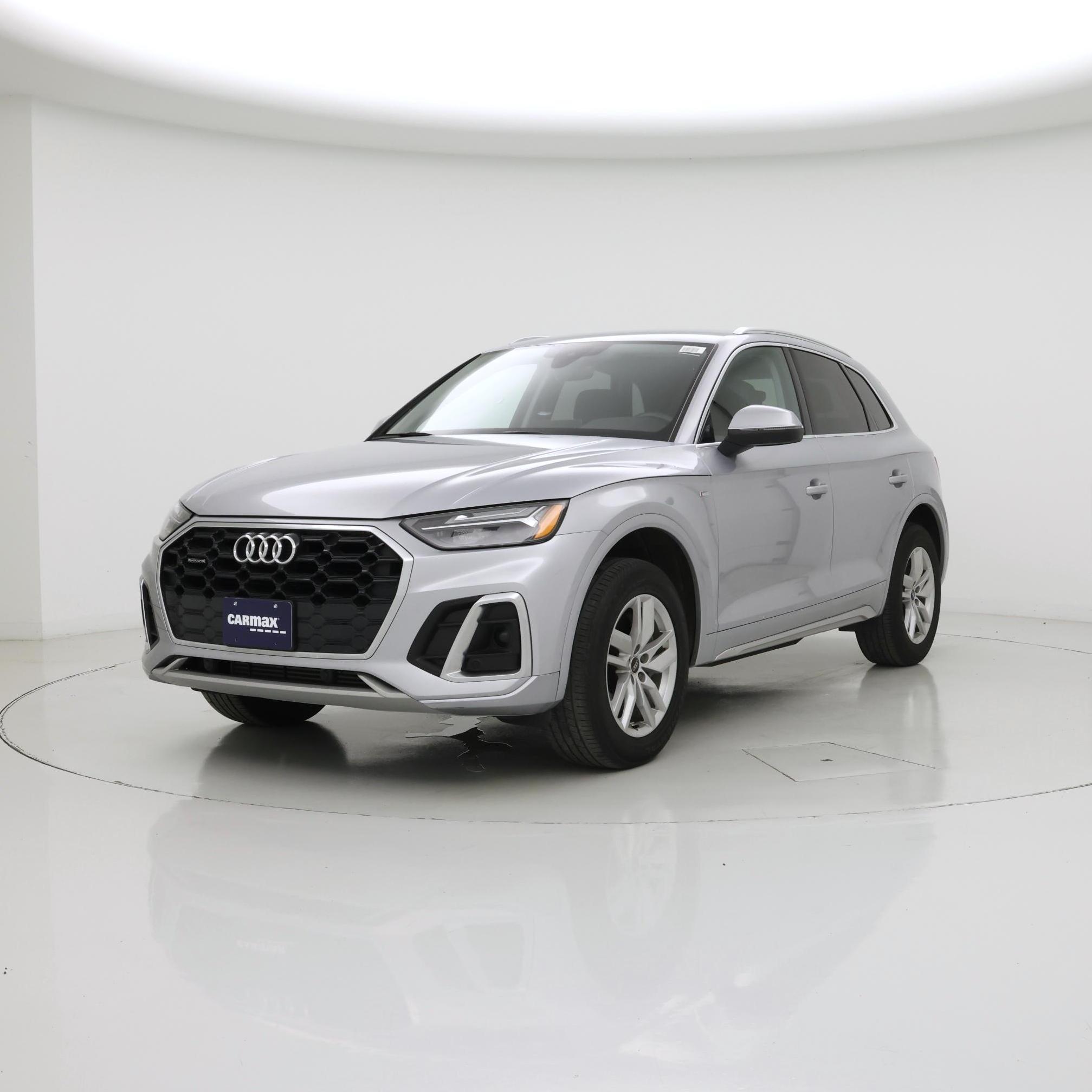 Thumbnail: 2023 Audi Q5 - 4