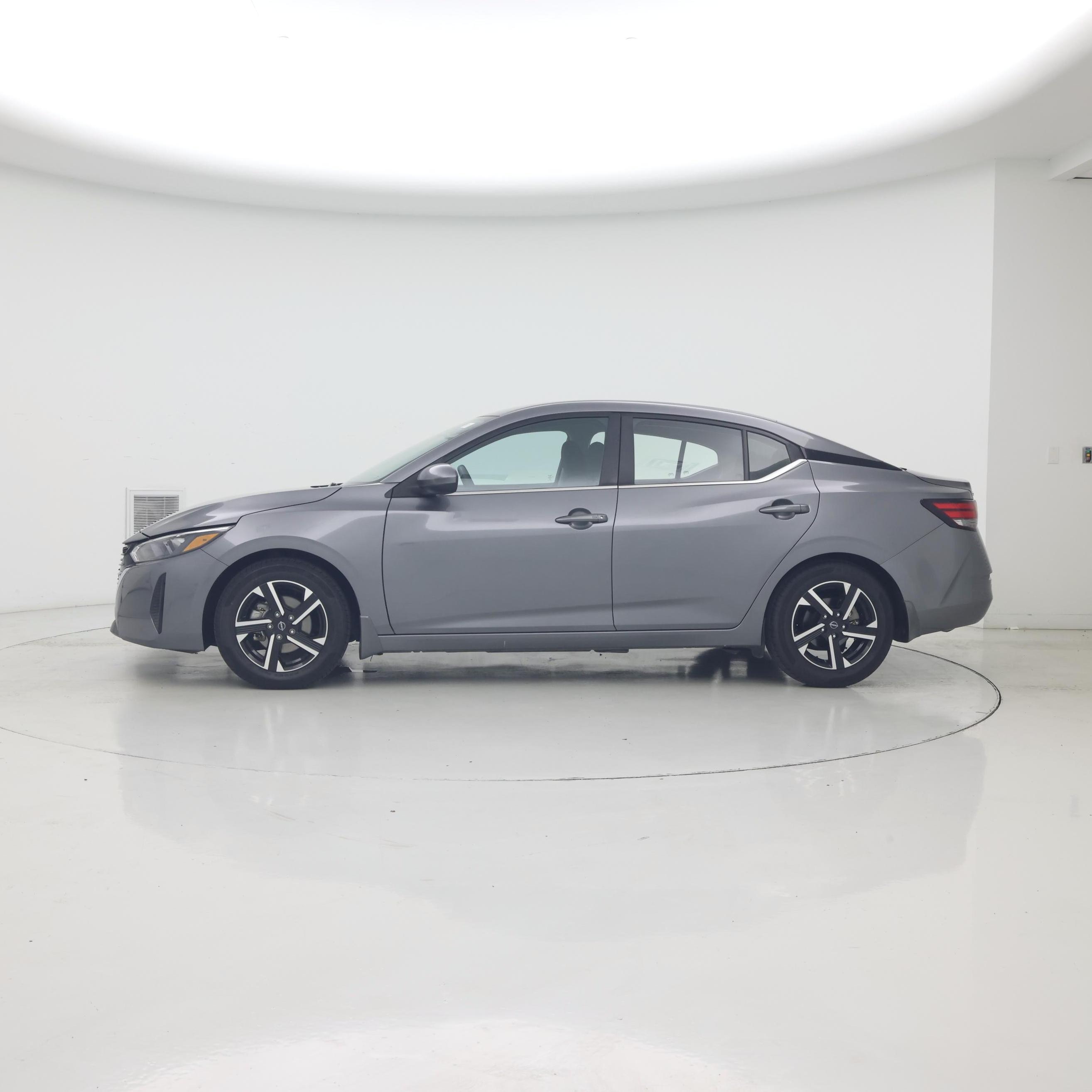 Thumbnail: 2024 Nissan Sentra - 3