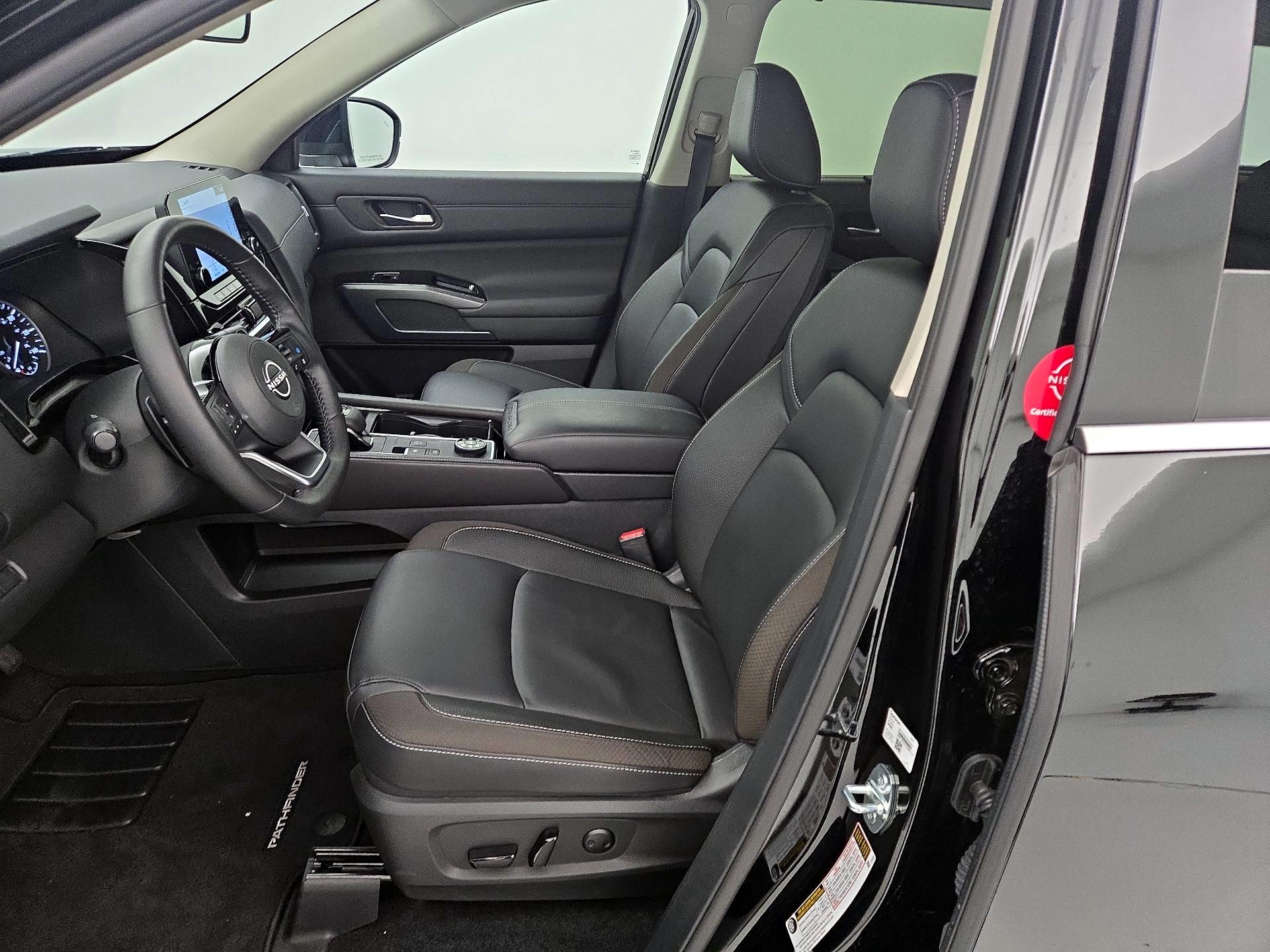 Thumbnail: 2025 Nissan Pathfinder - 11