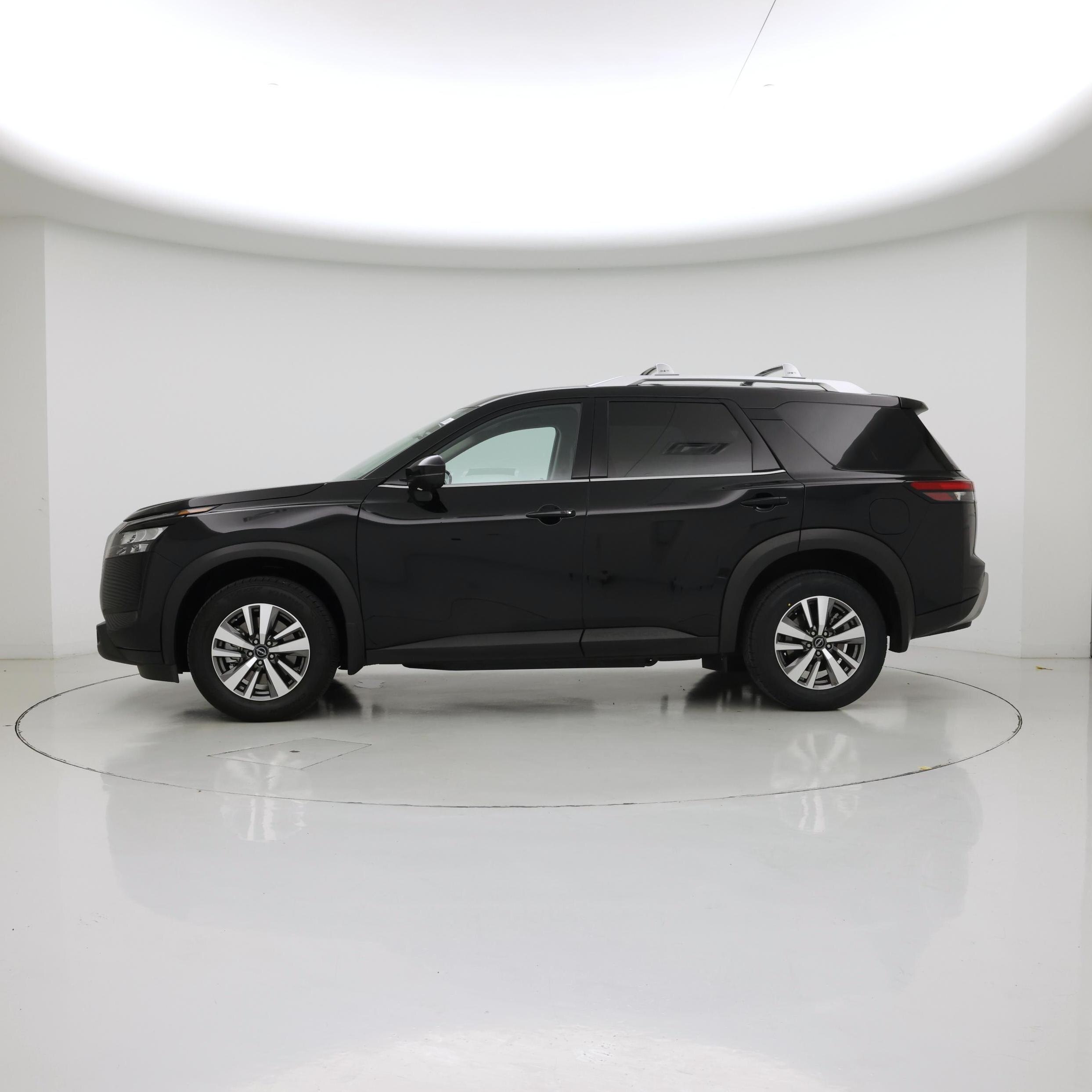 Thumbnail: 2025 Nissan Pathfinder - 3