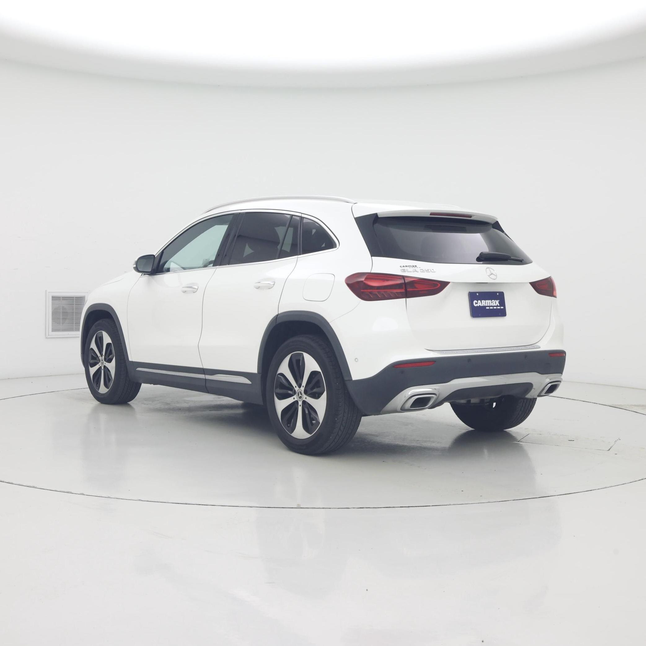 Thumbnail: 2025 Mercedes-Benz GLA - 2
