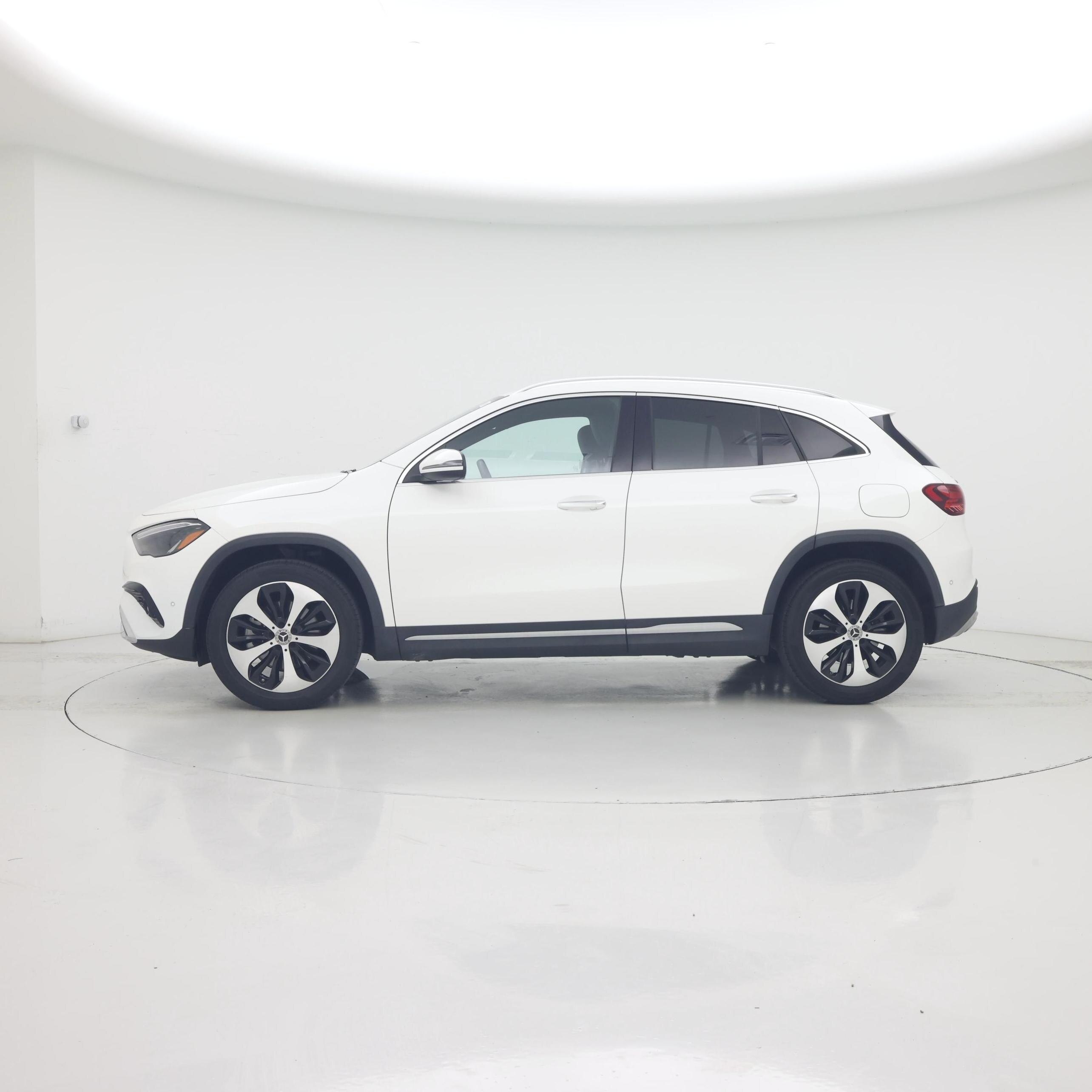 Thumbnail: 2025 Mercedes-Benz GLA - 3