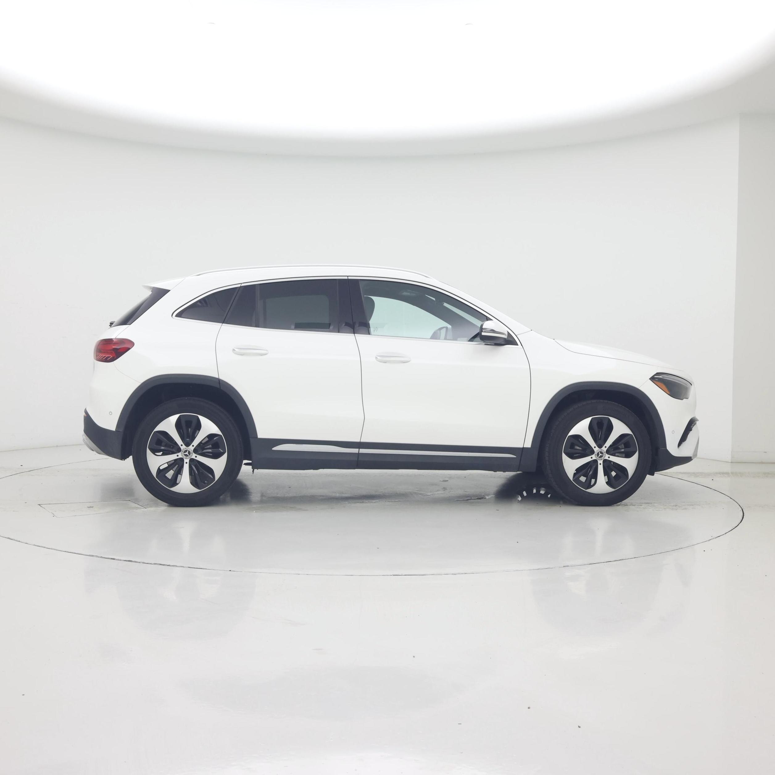 Thumbnail: 2025 Mercedes-Benz GLA - 7