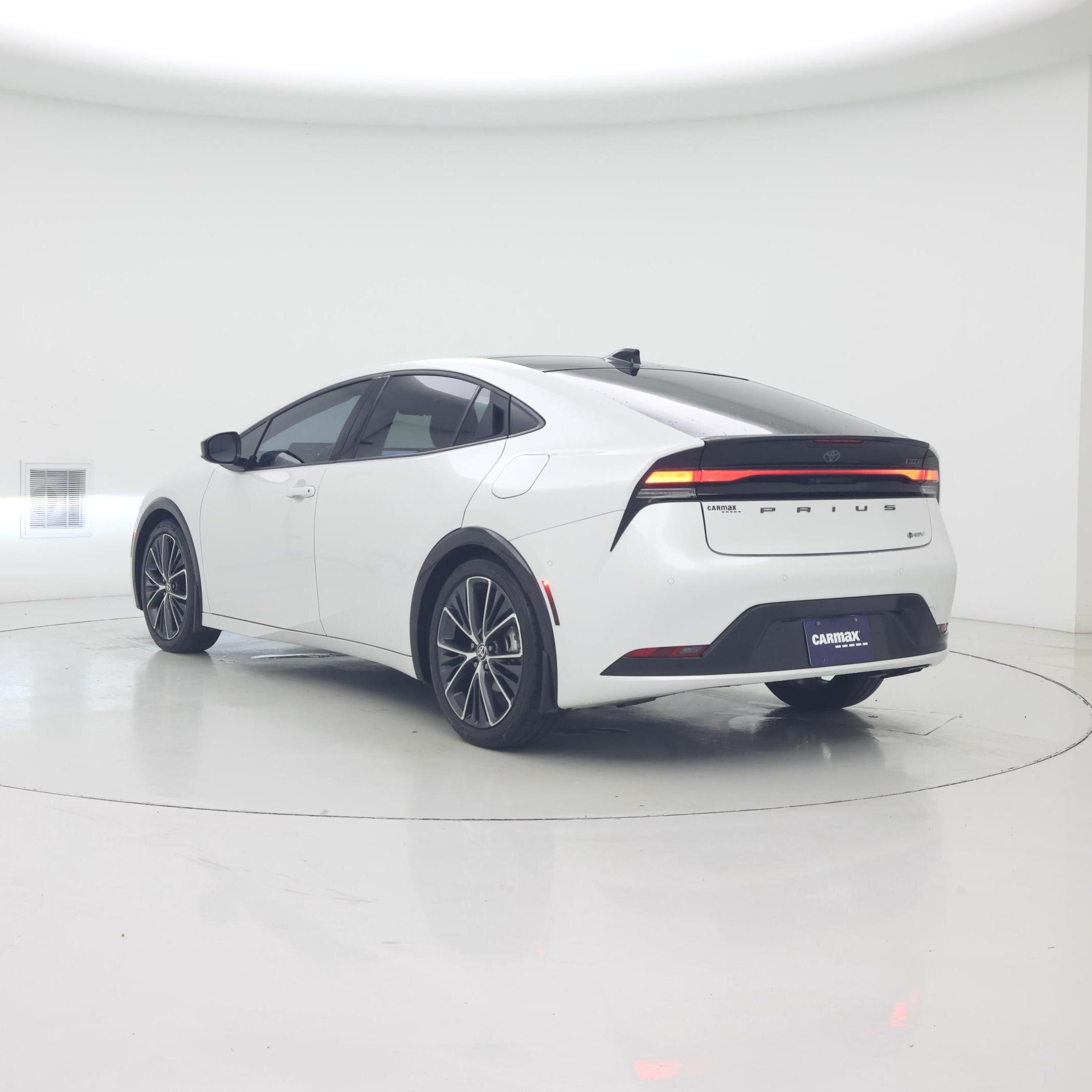 Thumbnail: 2024 Toyota Prius - 2