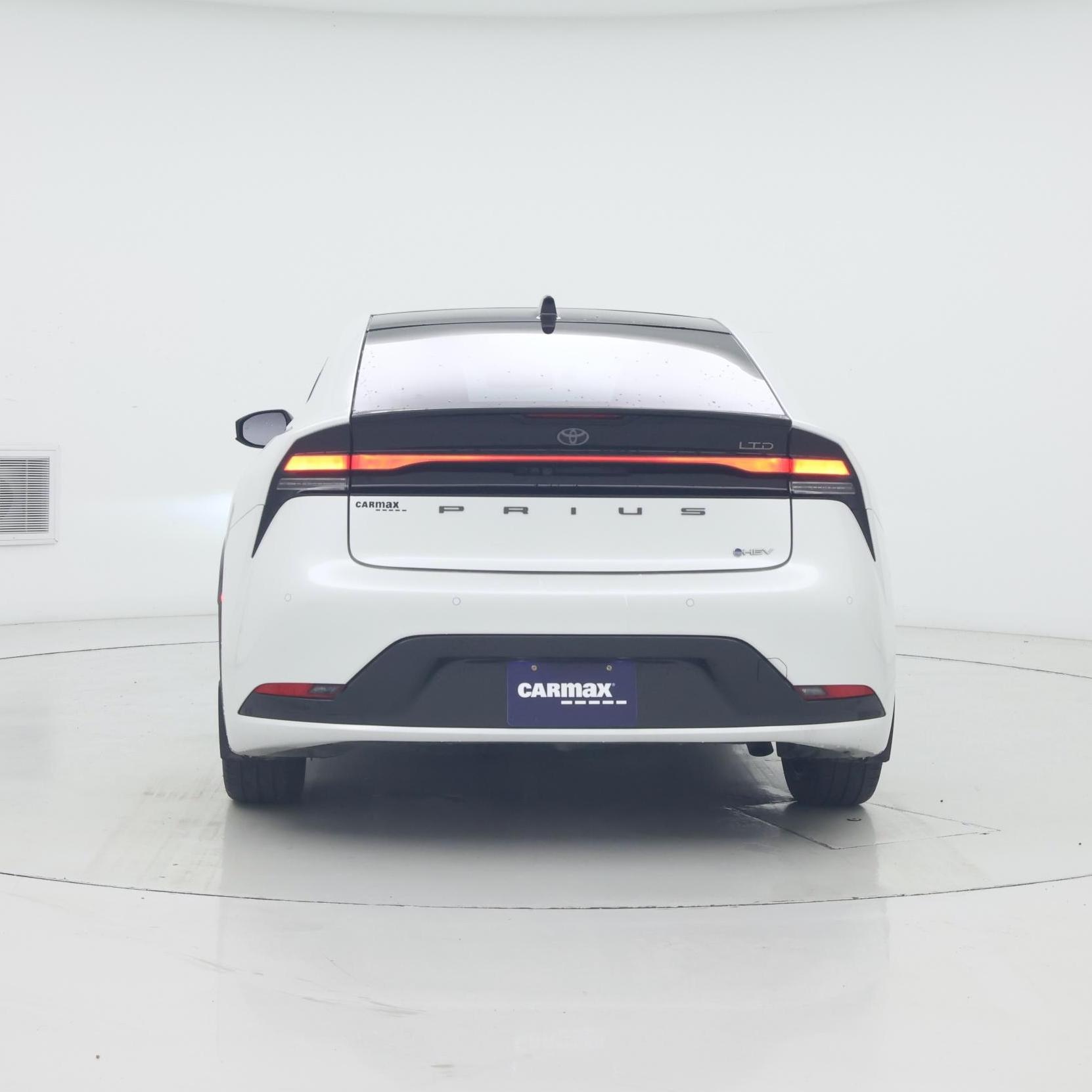 Thumbnail: 2024 Toyota Prius - 6