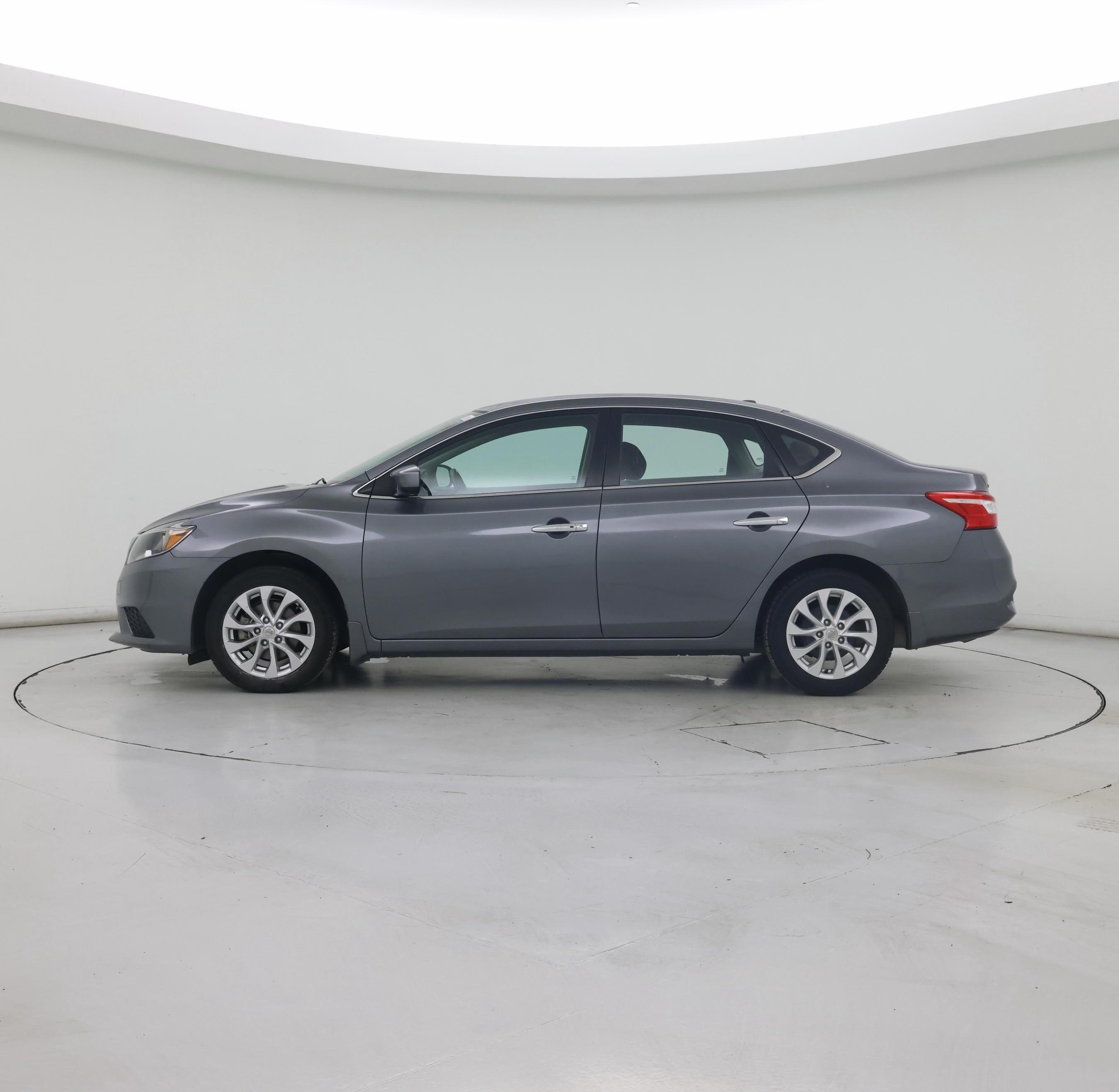 Thumbnail: 2018 Nissan Sentra - 3