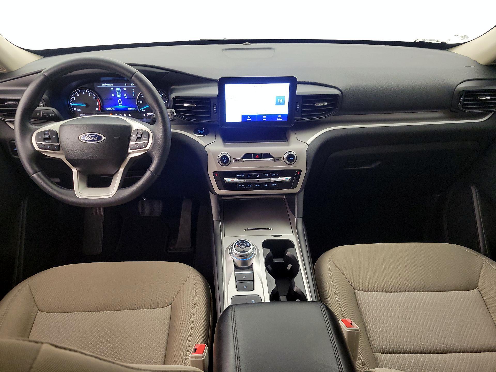 Thumbnail: 2023 Ford Explorer - 9