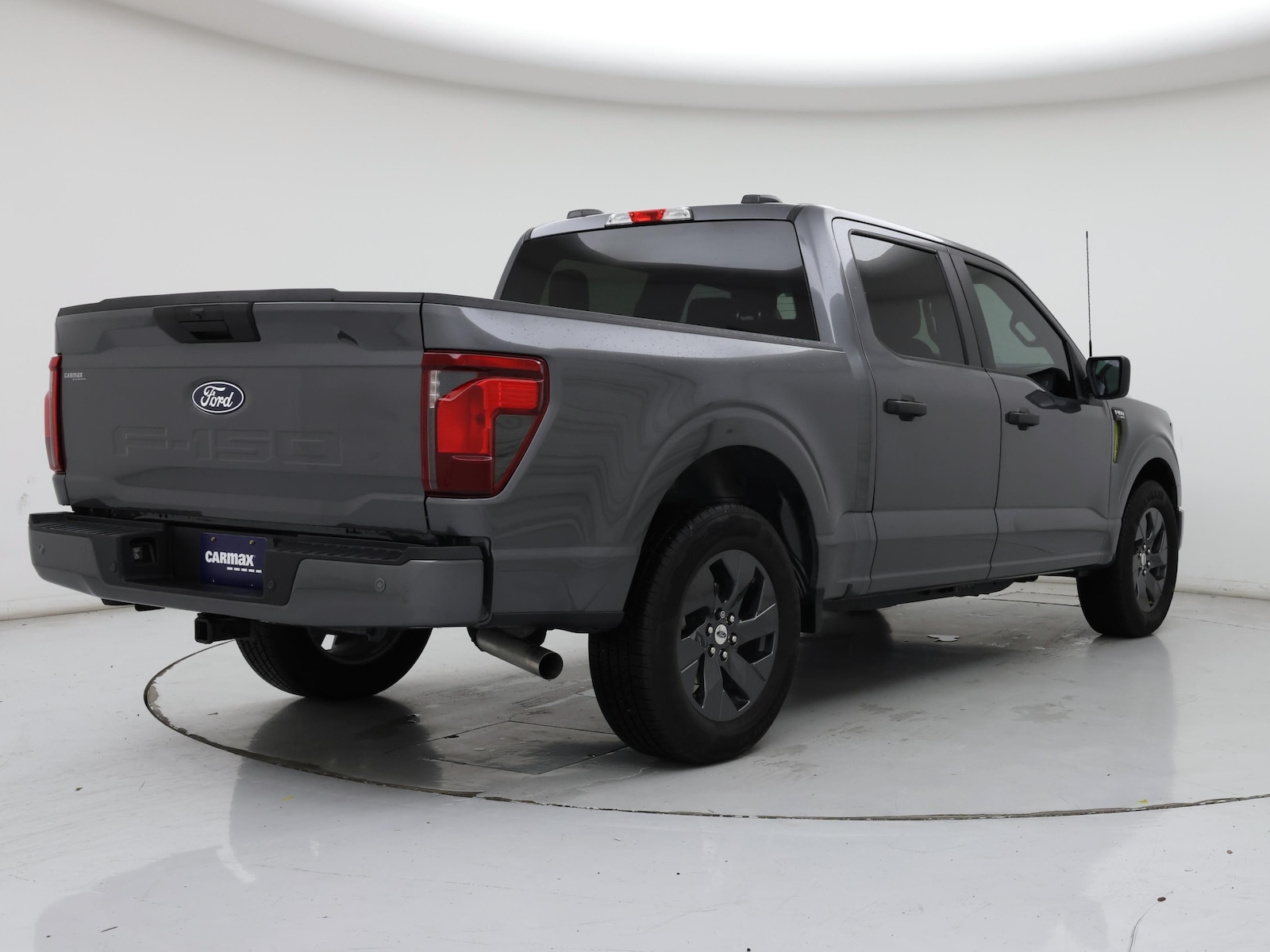 2025 Ford F-150 STX - Photo 9