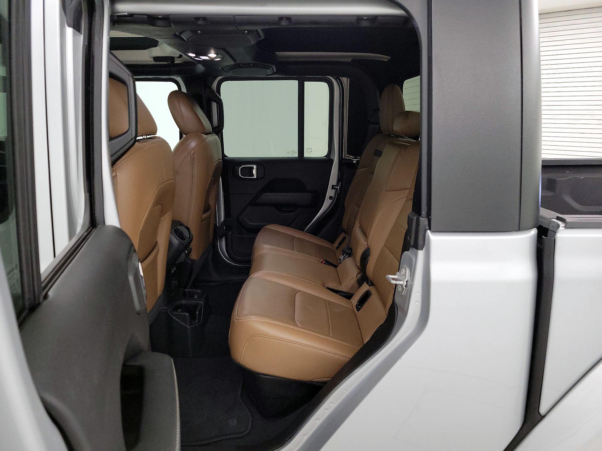 Thumbnail: 2023 Jeep Gladiator - 19