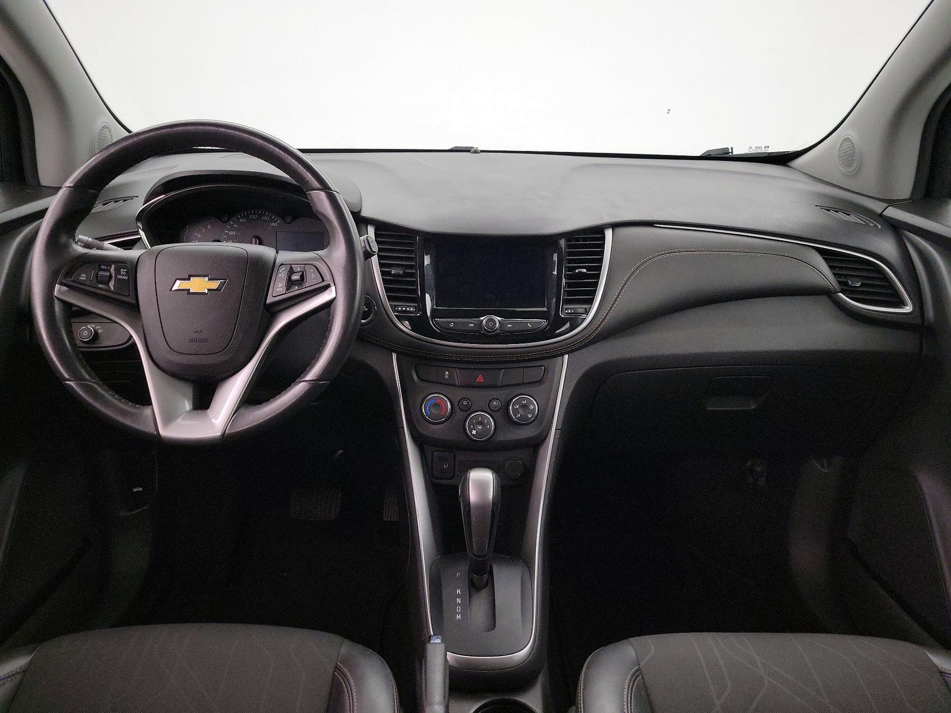 Thumbnail: 2022 Chevrolet Trax - 9