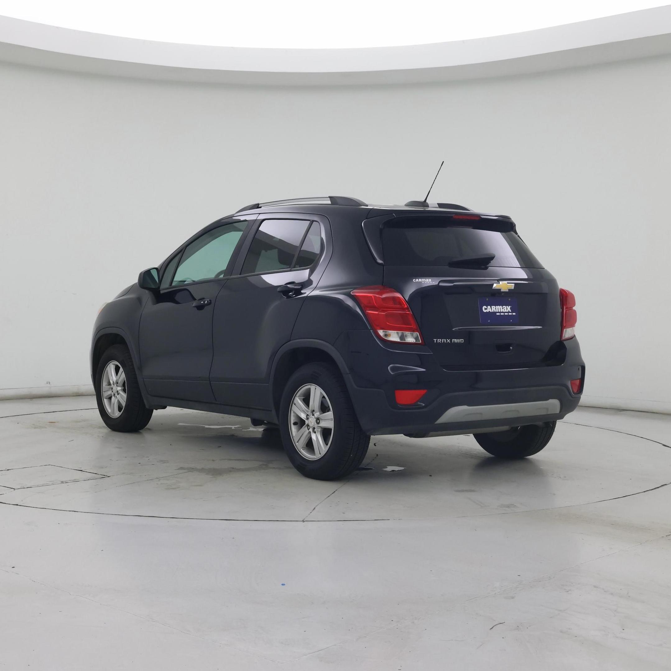 Thumbnail: 2022 Chevrolet Trax - 2