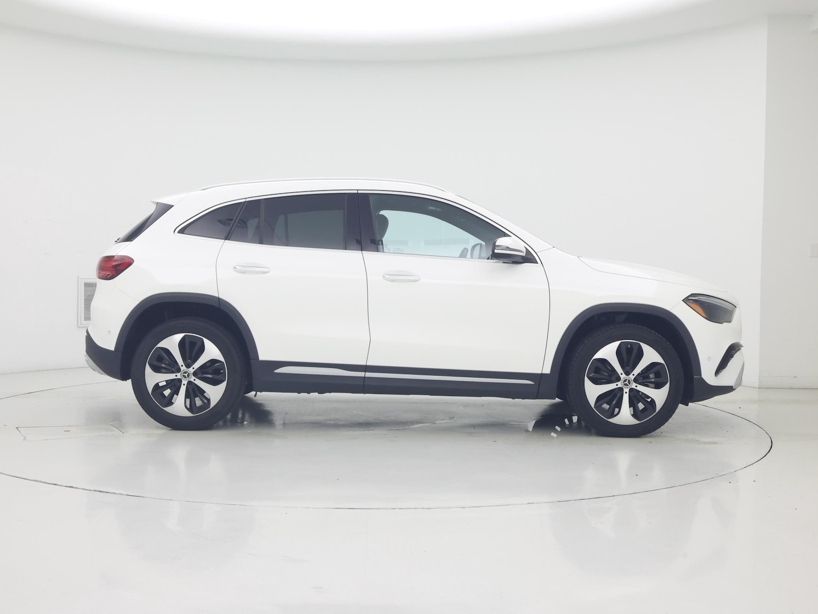 2025 Mercedes-Benz GLA GLA250 - Photo 8