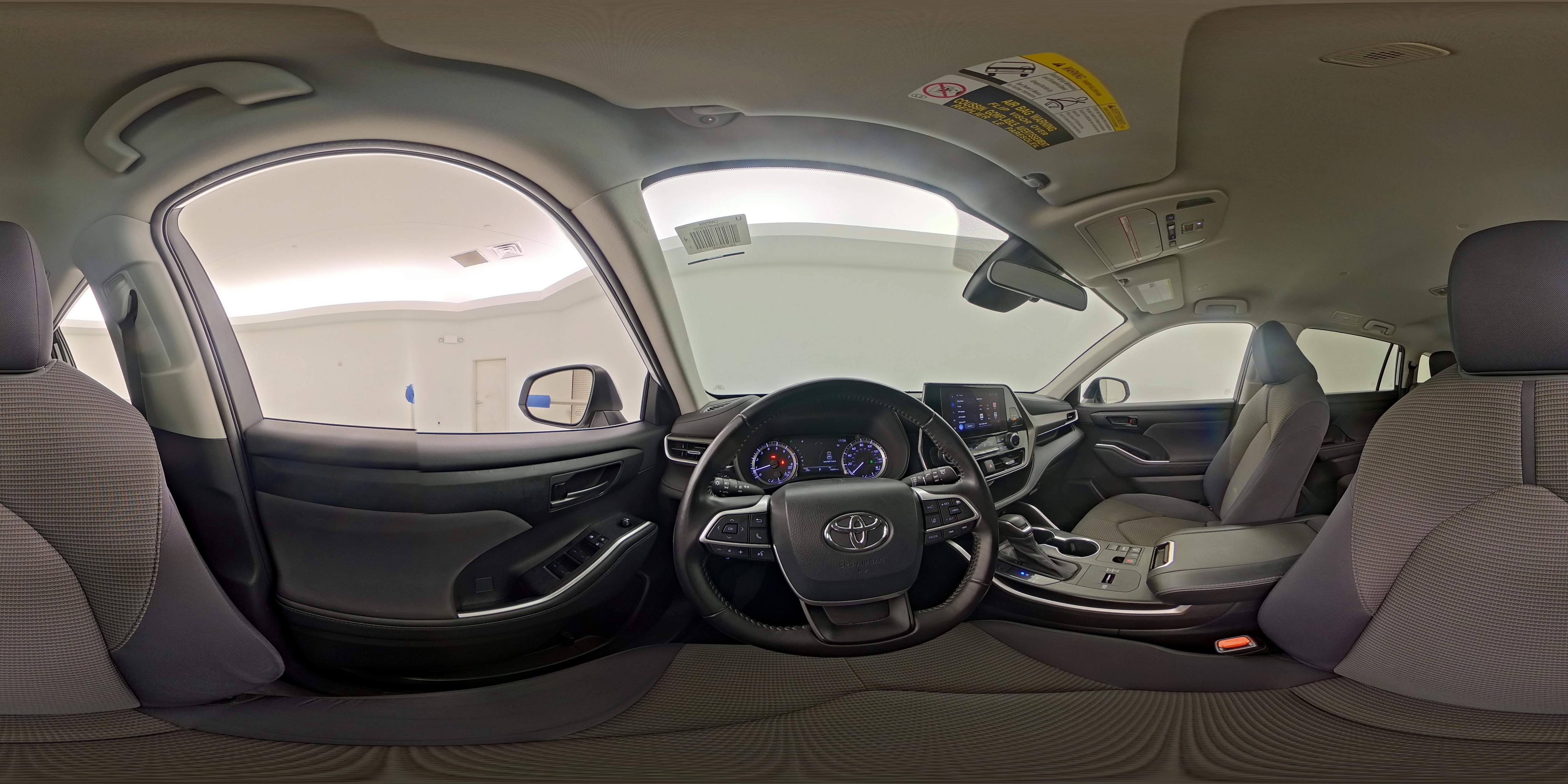 2023 Toyota Highlander LE - Photo 26