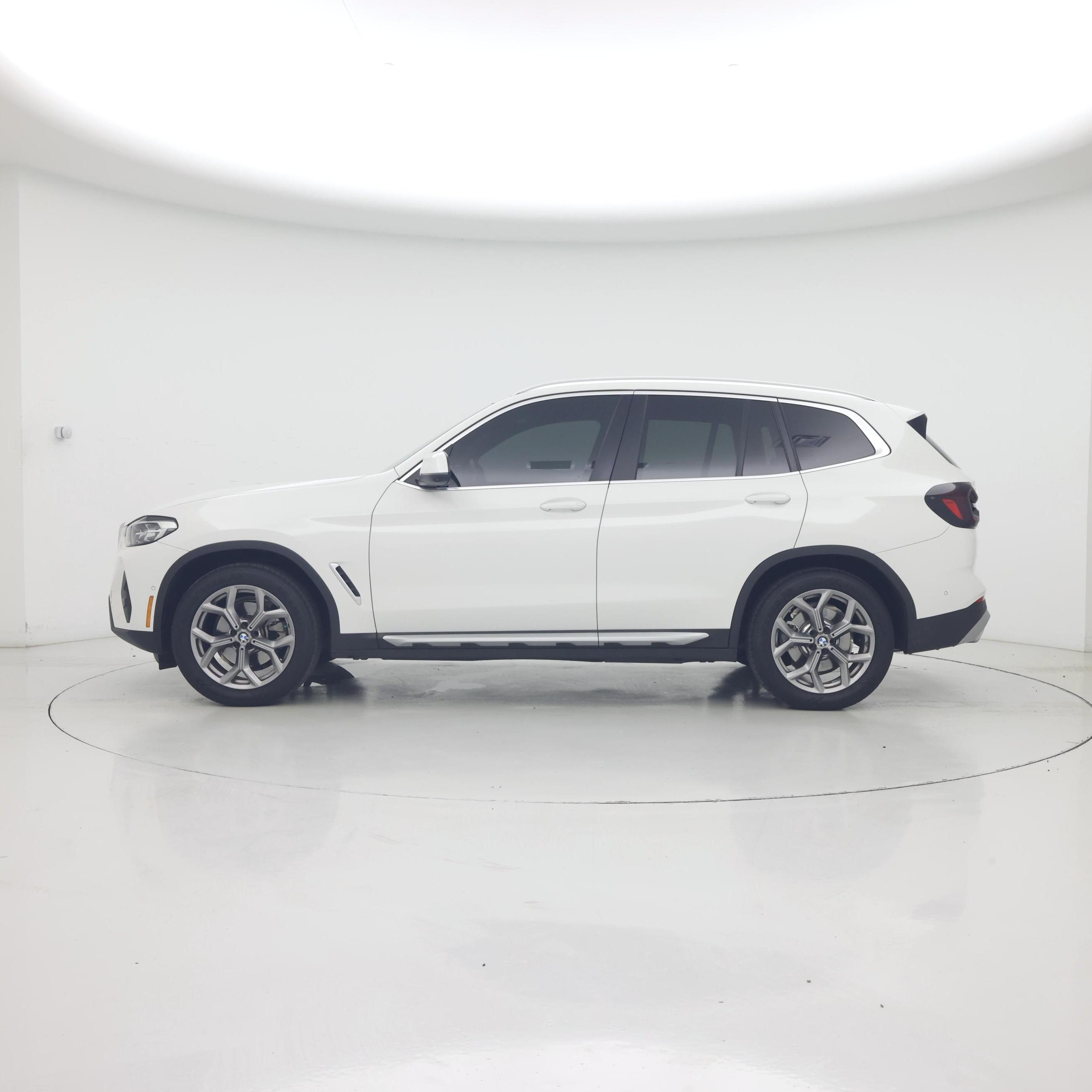 Thumbnail: 2023 BMW X3 - 3