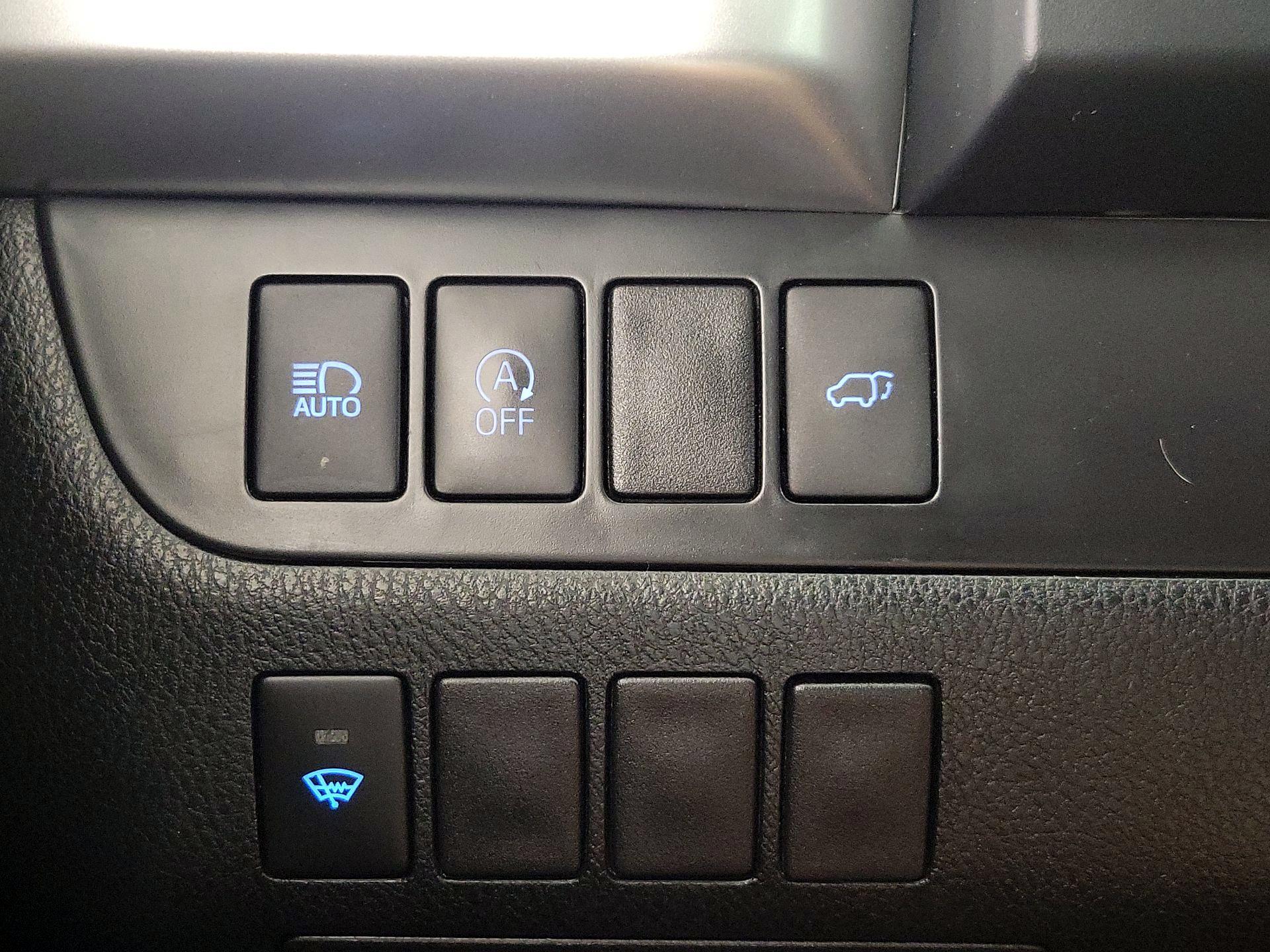 Thumbnail: 2019 Toyota Highlander - 13