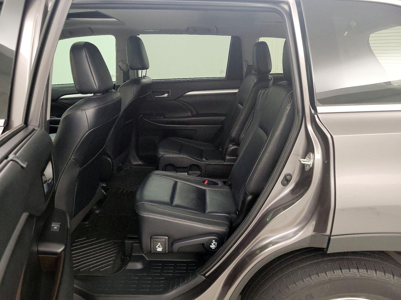 2019 Toyota Highlander XLE - Photo 21