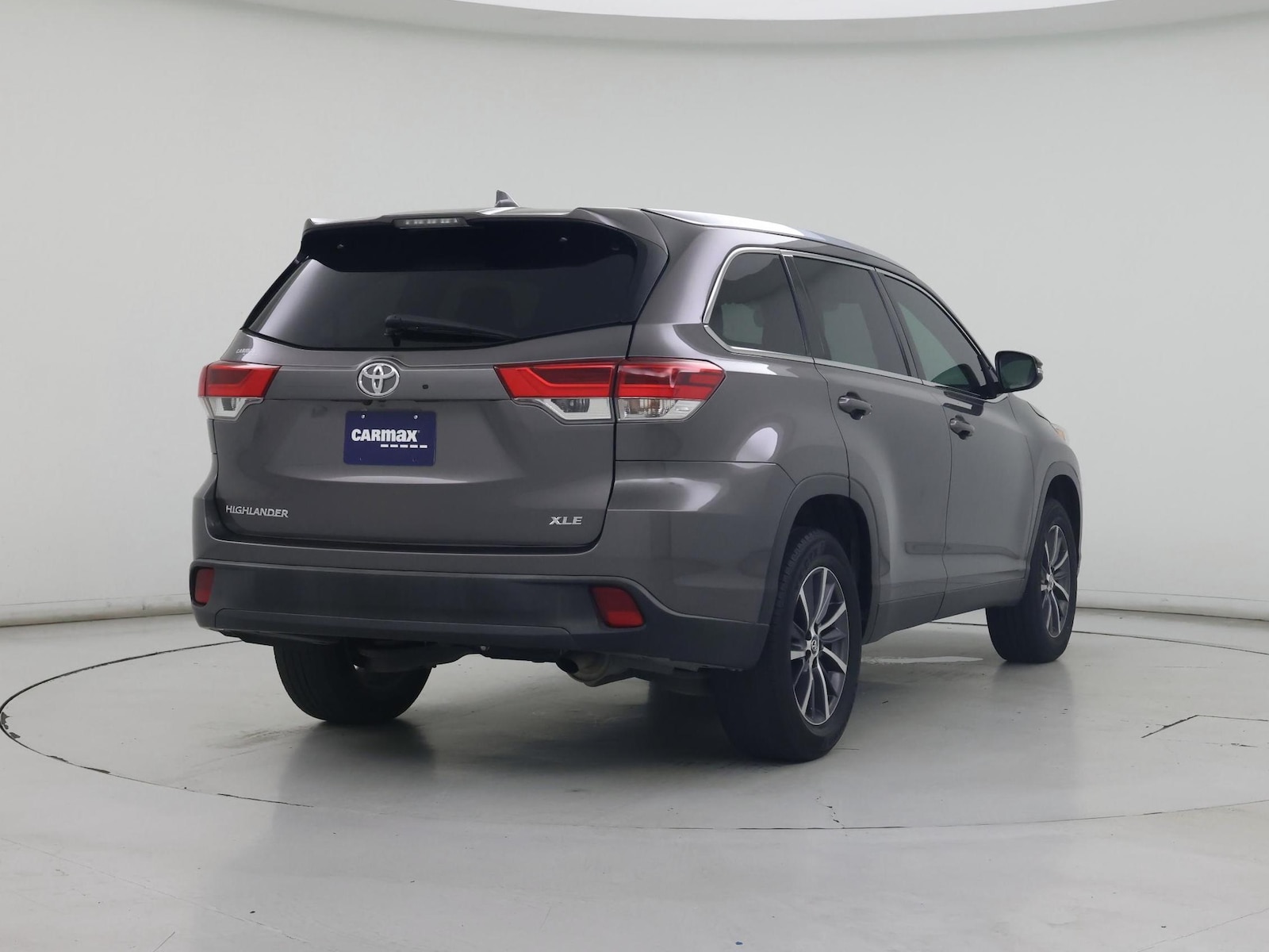 2019 Toyota Highlander XLE - Photo 9