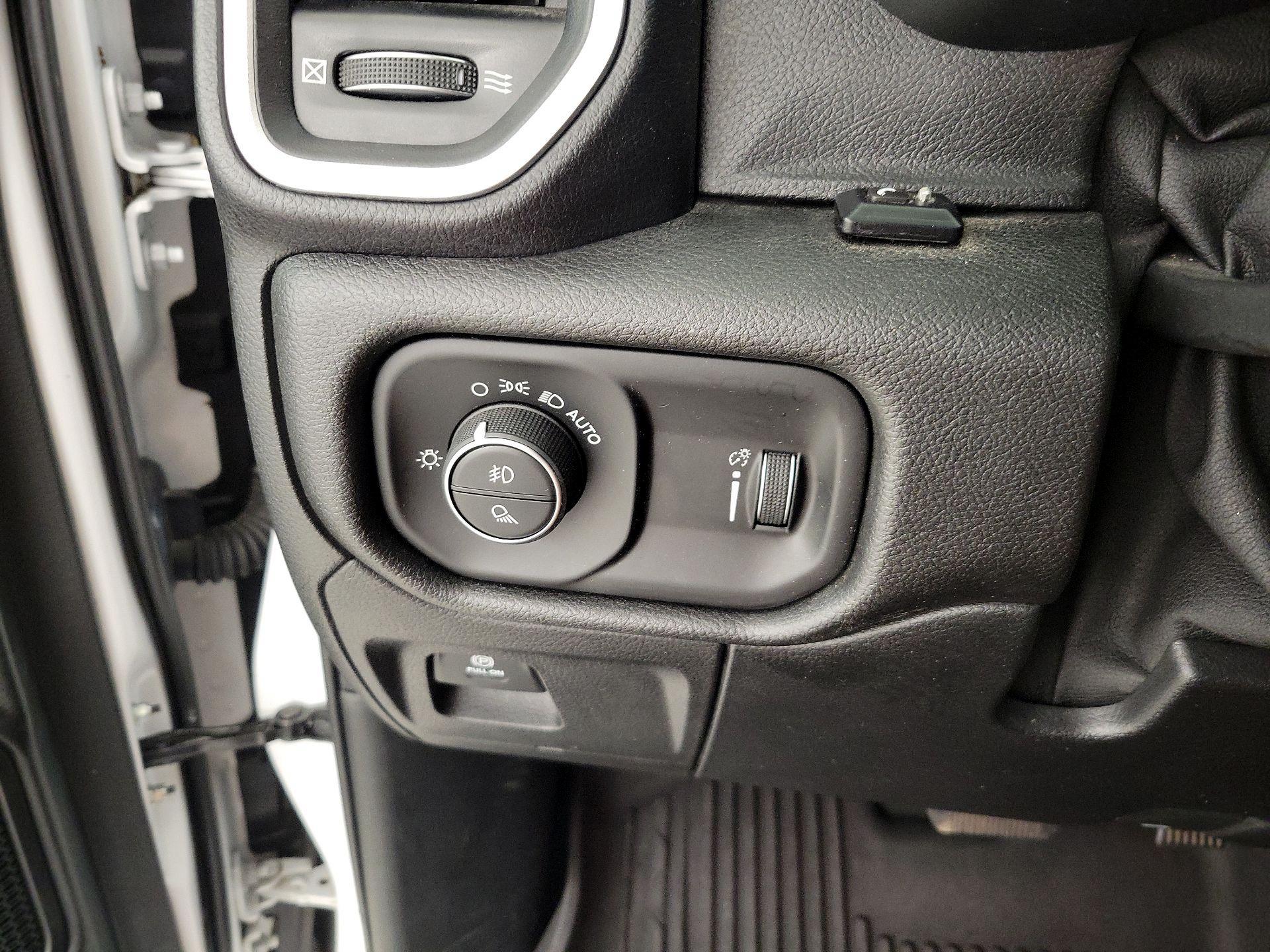Thumbnail: 2021 RAM 1500 - 13