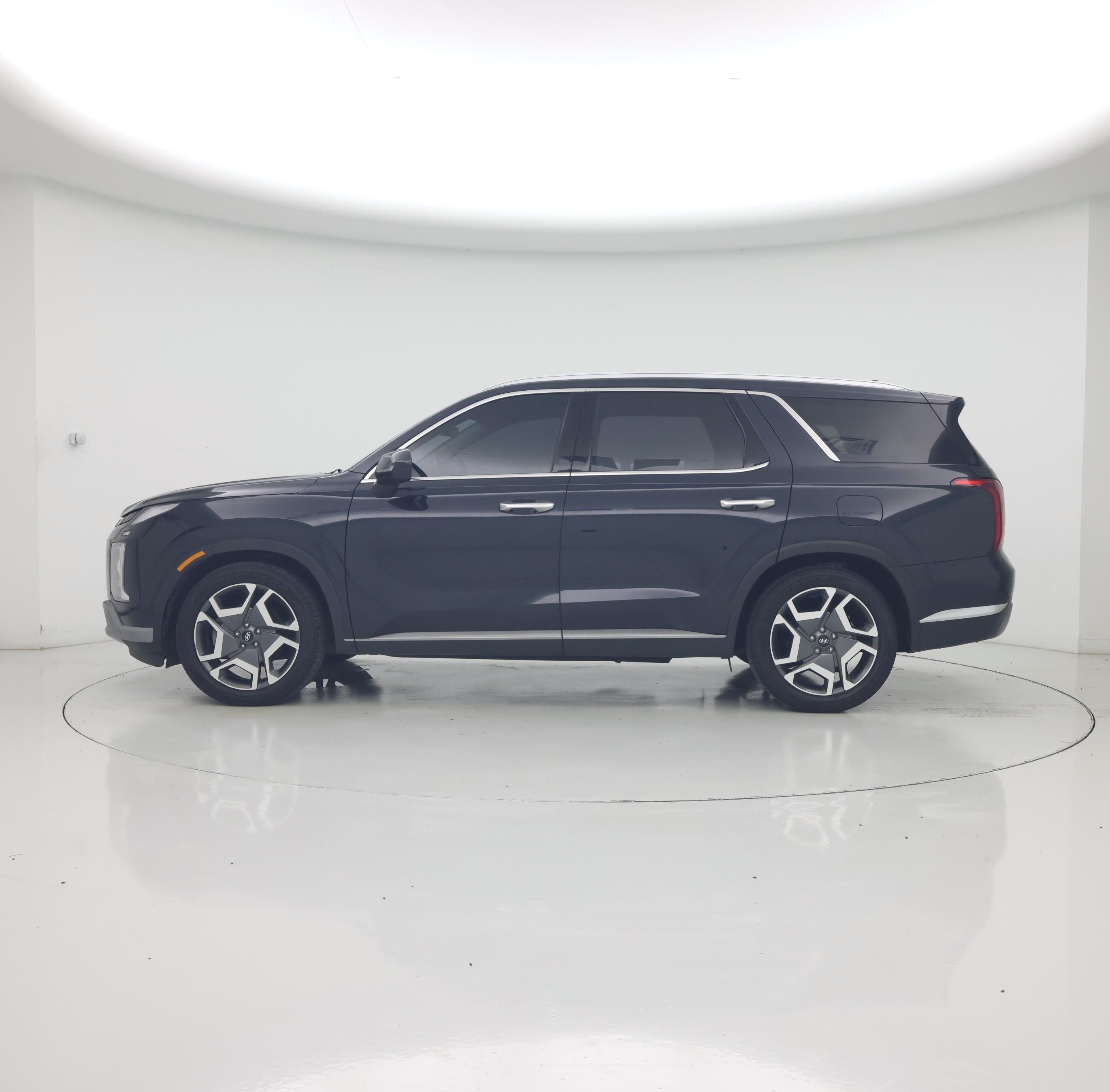 Thumbnail: 2023 Hyundai Palisade - 3