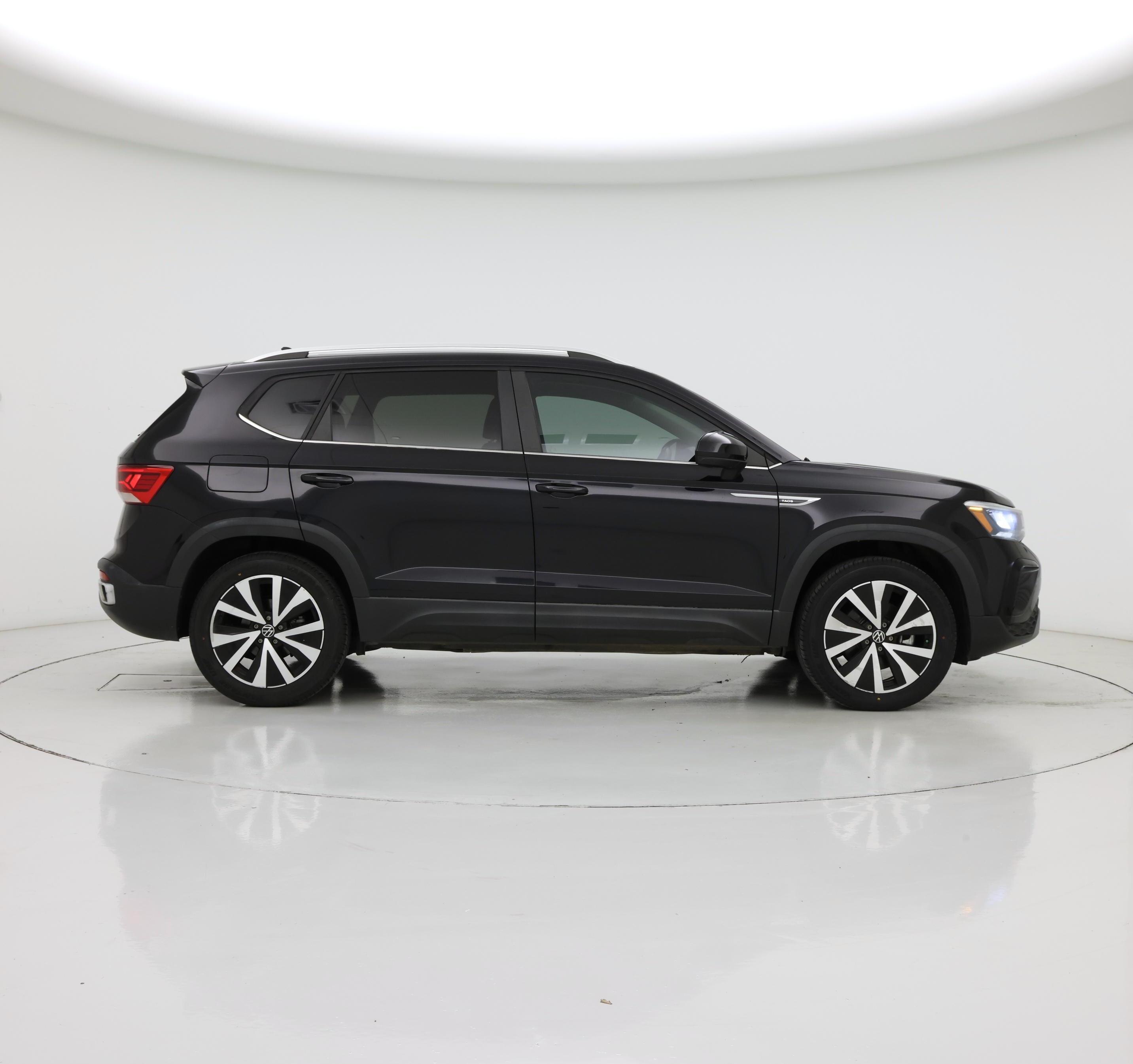 Thumbnail: 2022 Volkswagen Taos - 7