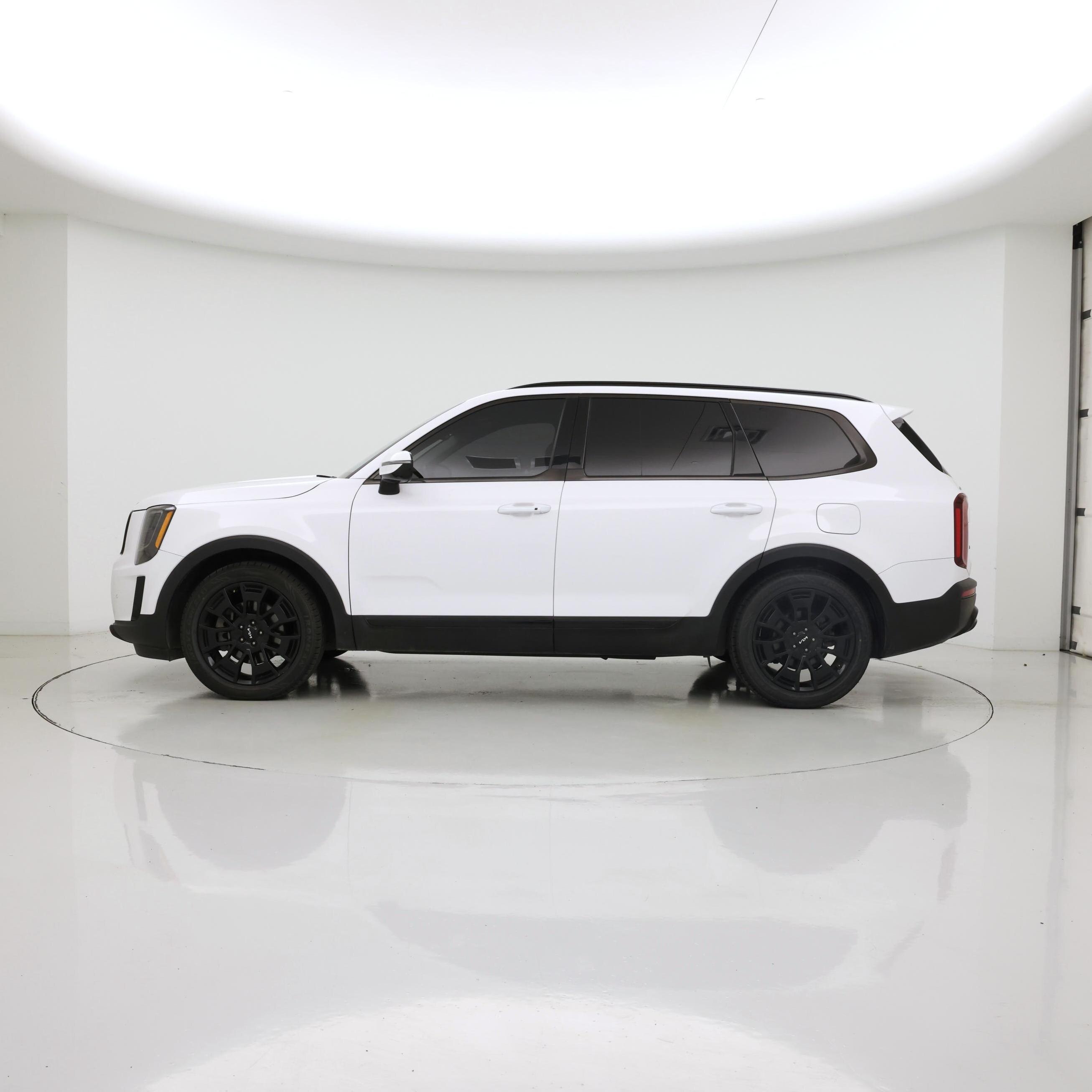 Thumbnail: 2022 Kia Telluride - 3