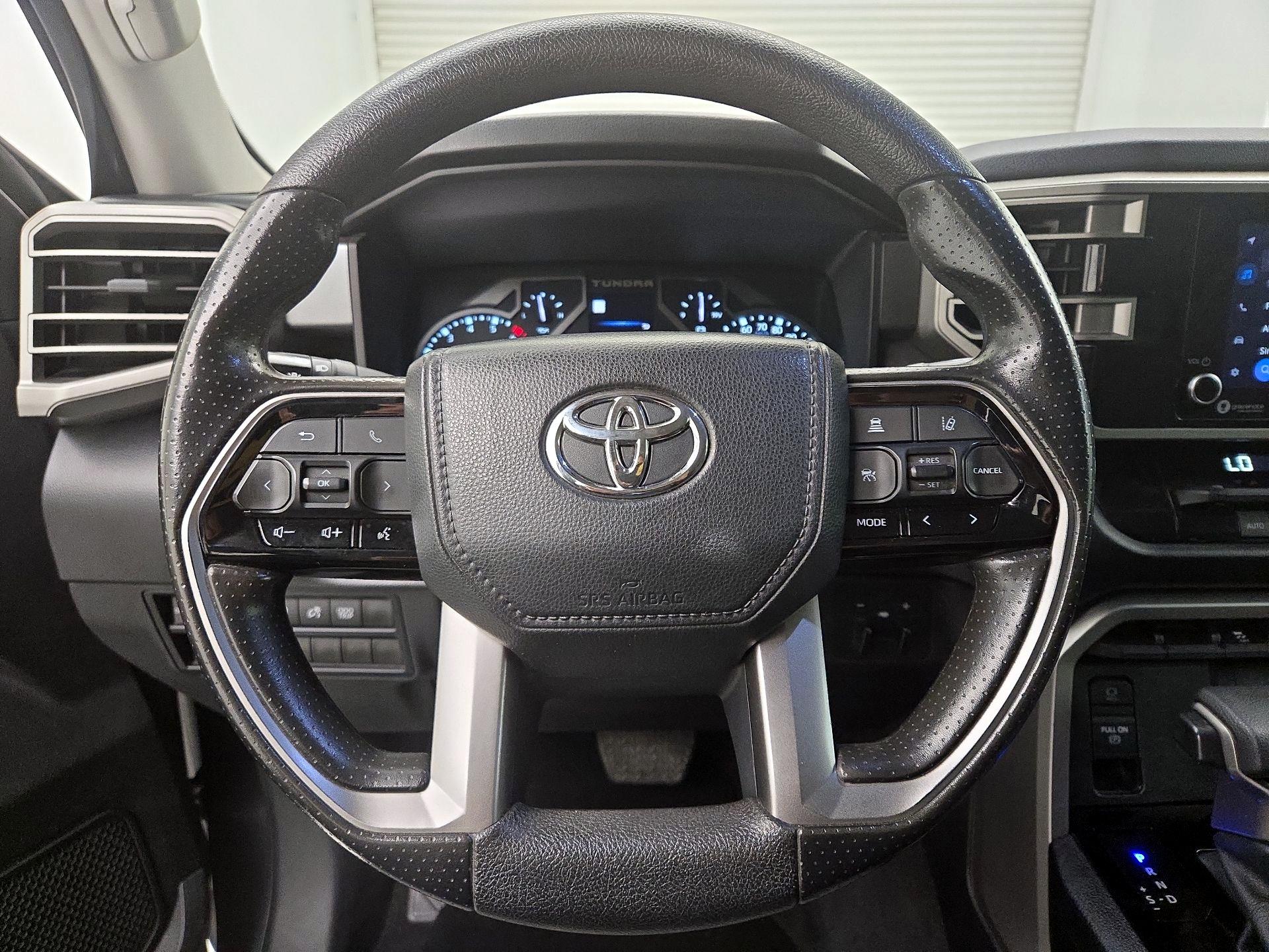 Thumbnail: 2023 Toyota Tundra - 10
