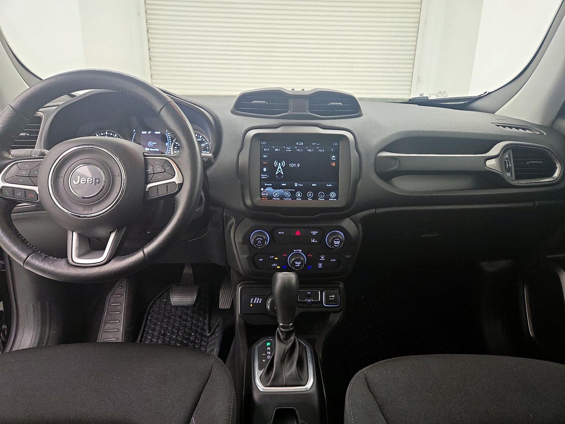 Thumbnail: 2023 Jeep Renegade - 9